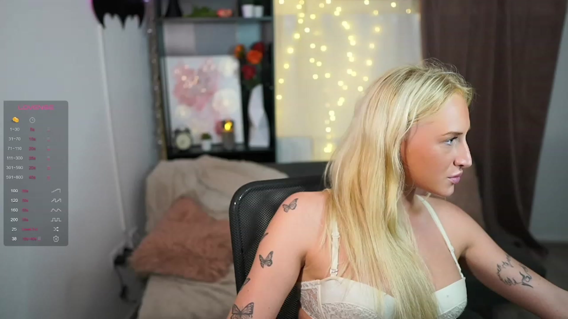 Gallery image thumbnail from NicoletteShea's myfreecams stream on, 09/26/2023, 21:44 image 8 of 20