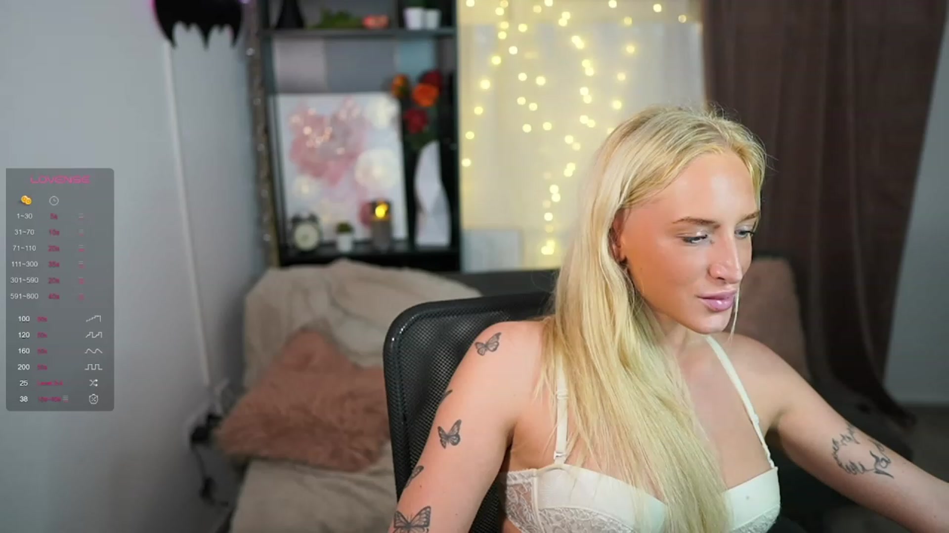 Gallery image thumbnail from NicoletteShea's myfreecams stream on, 09/26/2023, 21:44 image 11 of 20