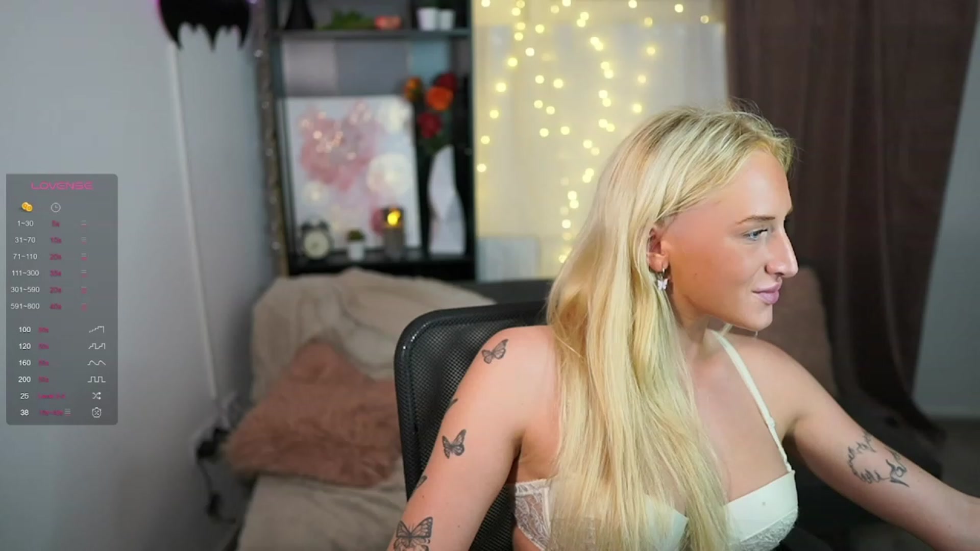 Gallery image thumbnail from NicoletteShea's myfreecams stream on, 09/26/2023, 21:44 image 5 of 20
