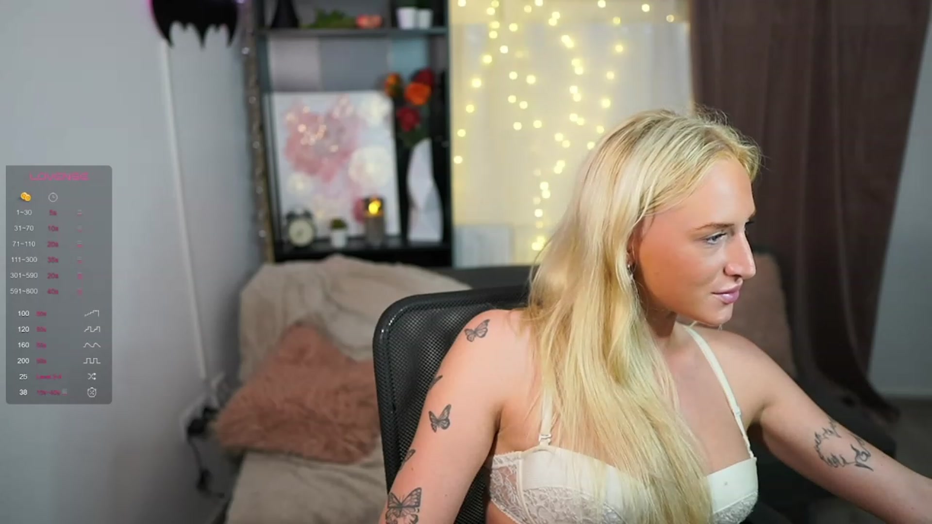 Gallery image thumbnail from NicoletteShea's myfreecams stream on, 09/26/2023, 21:44 image 14 of 20