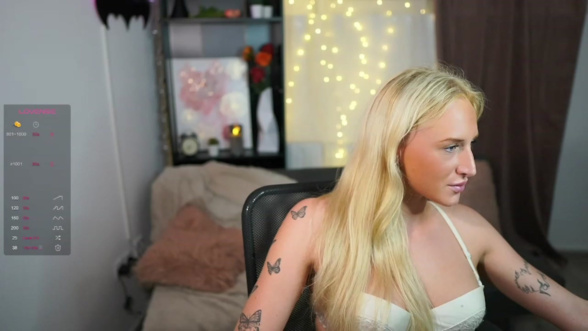 Gallery image thumbnail from NicoletteShea's myfreecams stream on, 09/26/2023, 21:44 image 18 of 20