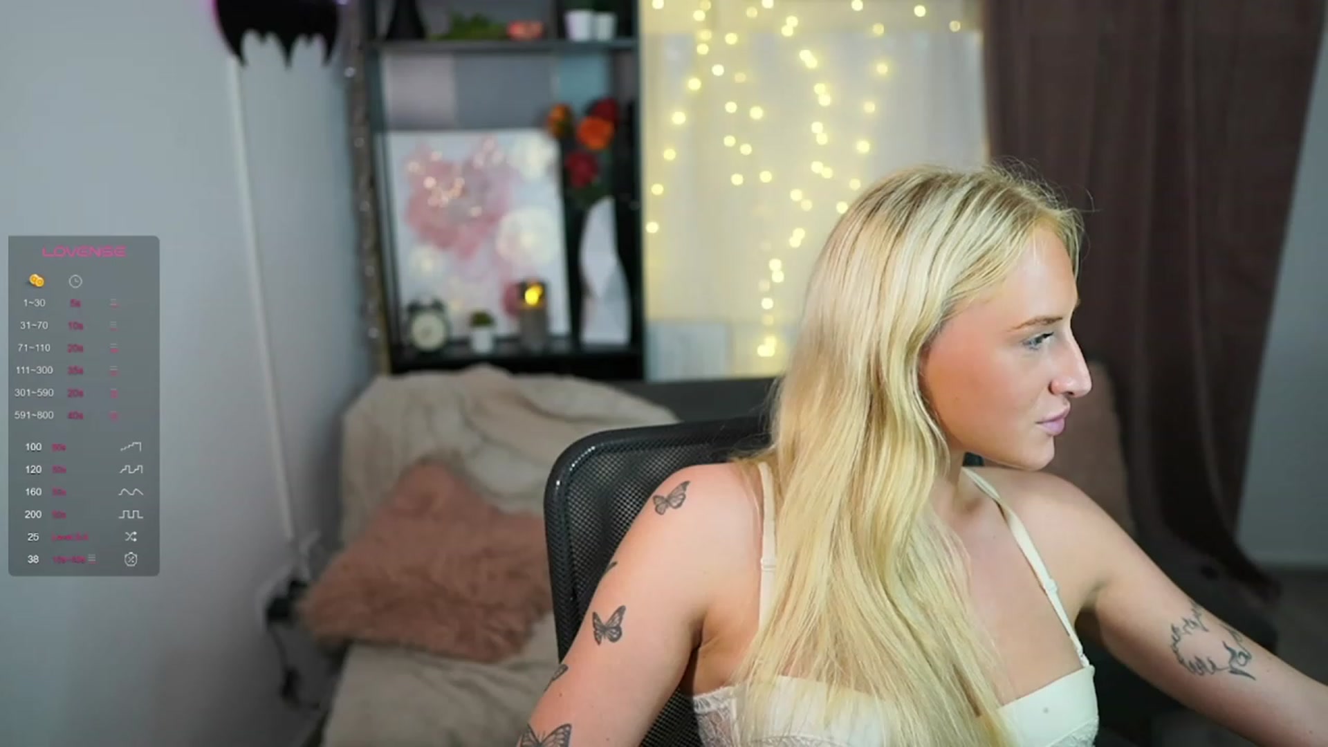 Gallery image thumbnail from NicoletteShea's myfreecams stream on, 09/26/2023, 22:49 image 7 of 20