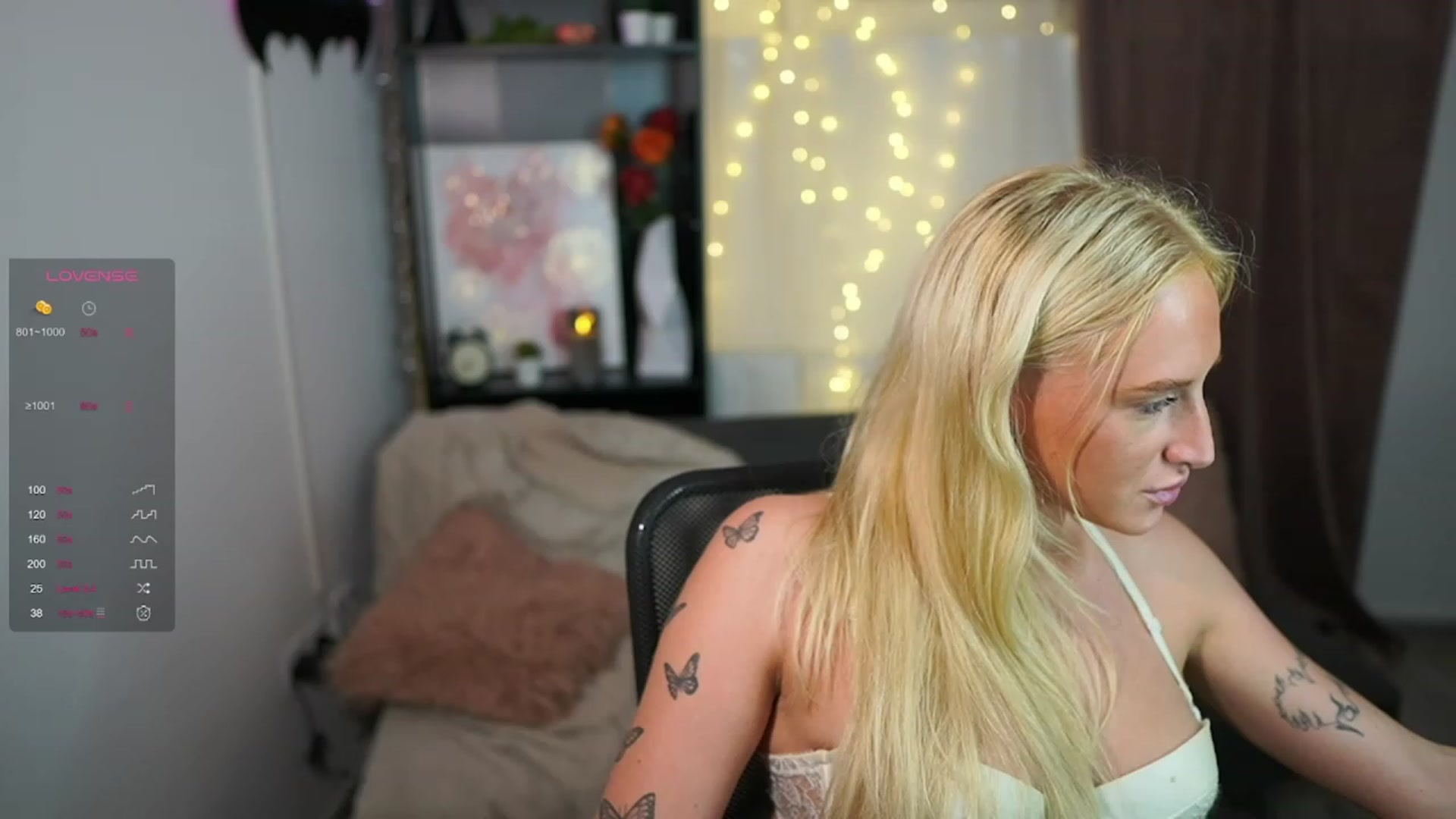 Gallery image thumbnail from NicoletteShea's myfreecams stream on, 09/26/2023, 22:49 image 20 of 20