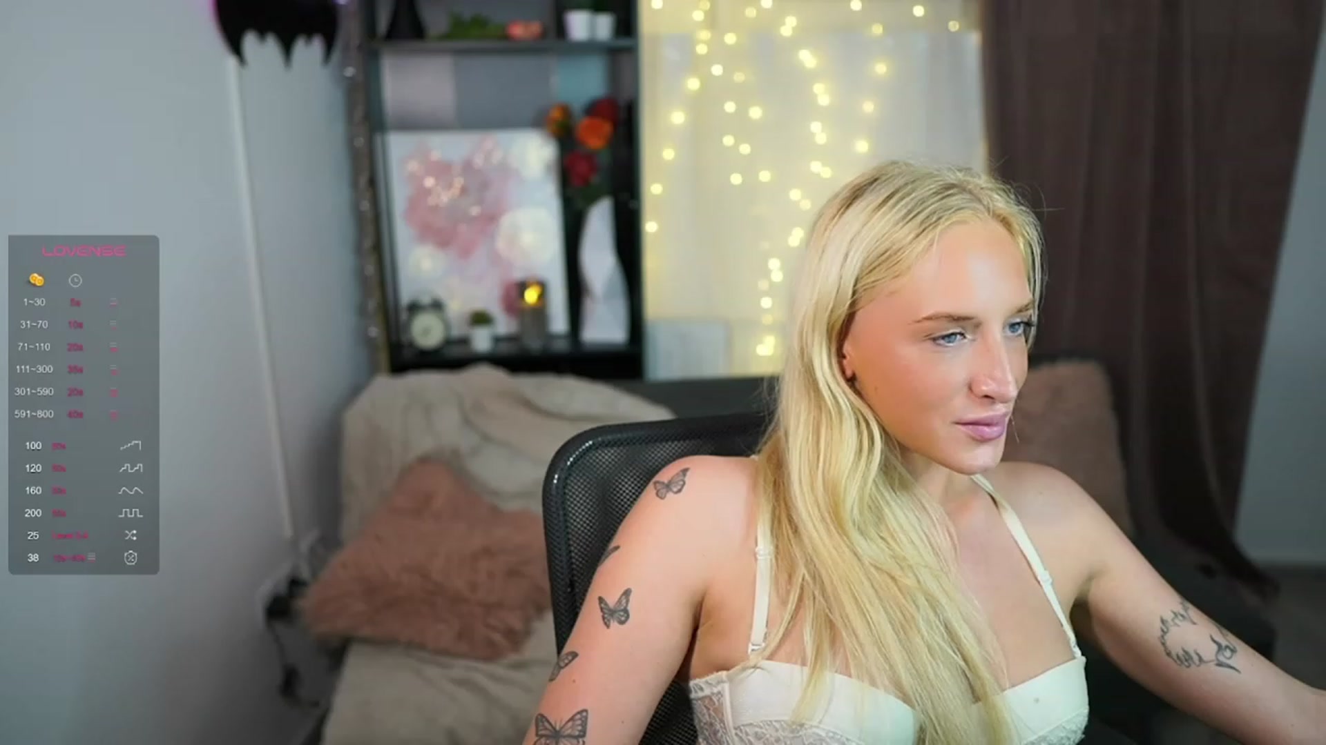 Gallery image thumbnail from NicoletteShea's myfreecams stream on, 09/26/2023, 22:49 image 5 of 20