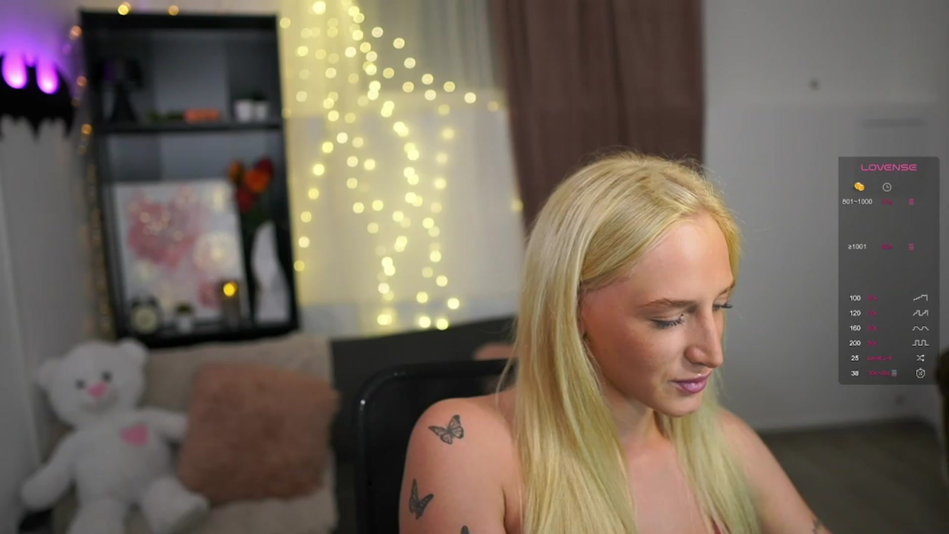 Gallery image thumbnail from NicoletteShea's myfreecams stream on, 09/27/2023, 19:16 image 6 of 20