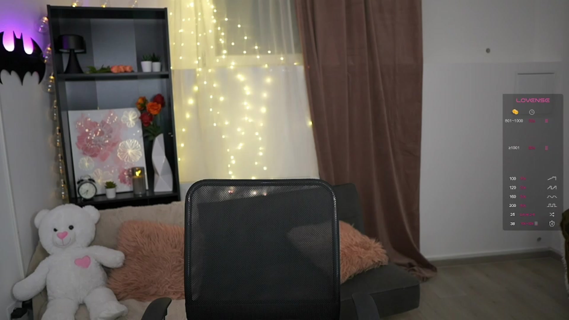 Gallery image thumbnail from NicoletteShea's myfreecams stream on, 09/27/2023, 23:01 image 2 of 20