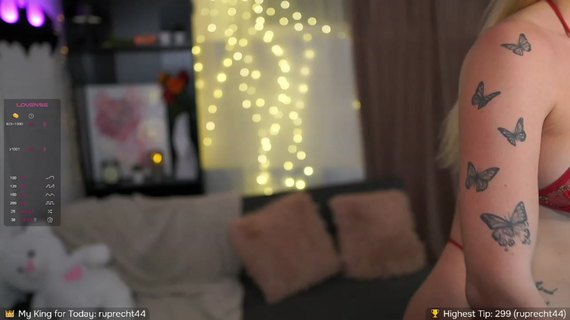 Gallery image thumbnail from NicoletteShea's myfreecams stream on, 10/03/2023, 23:09 image 1 of 20