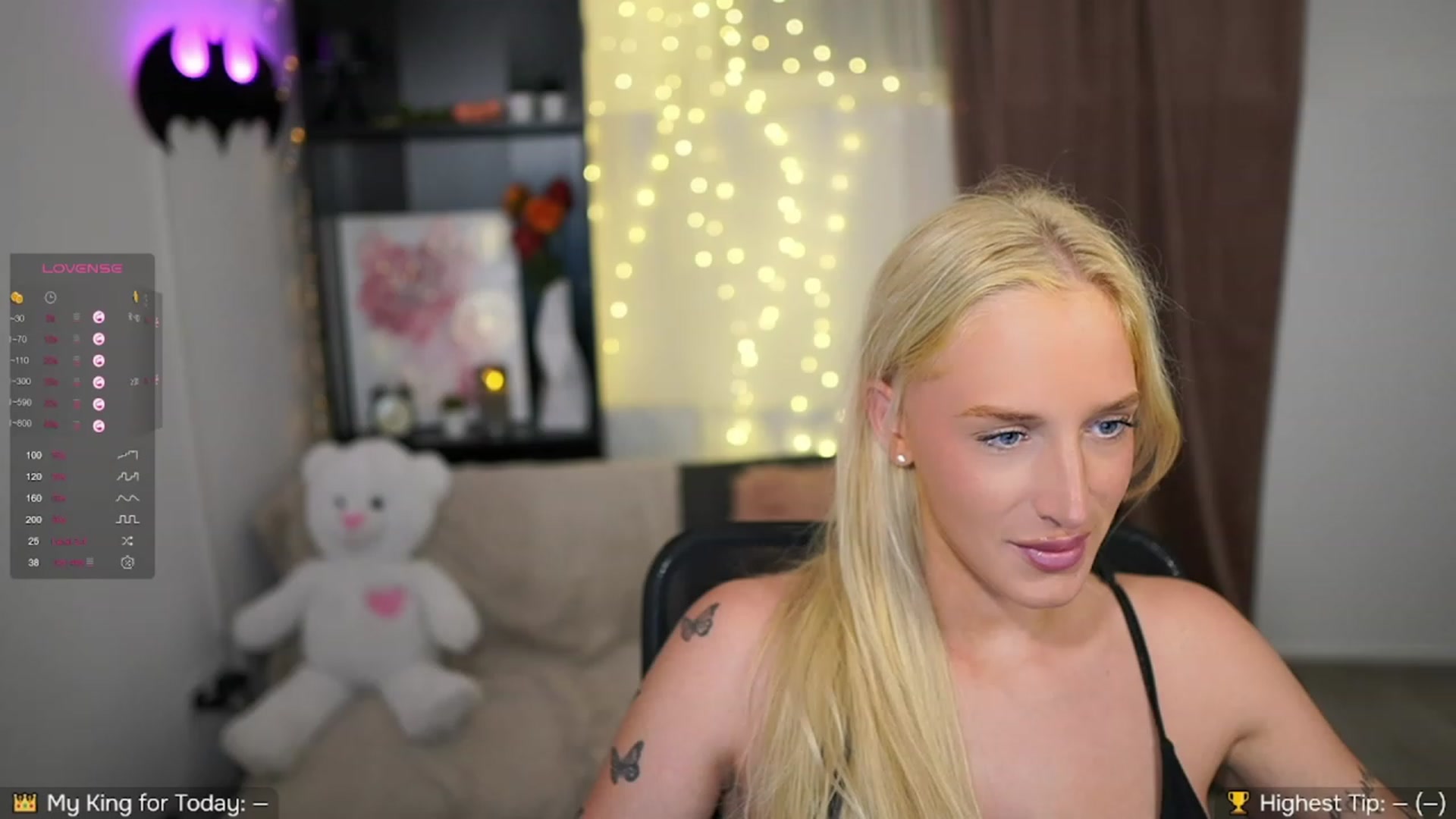 Gallery image thumbnail from NicoletteShea's myfreecams stream on, 10/04/2023, 14:26 image 6 of 20