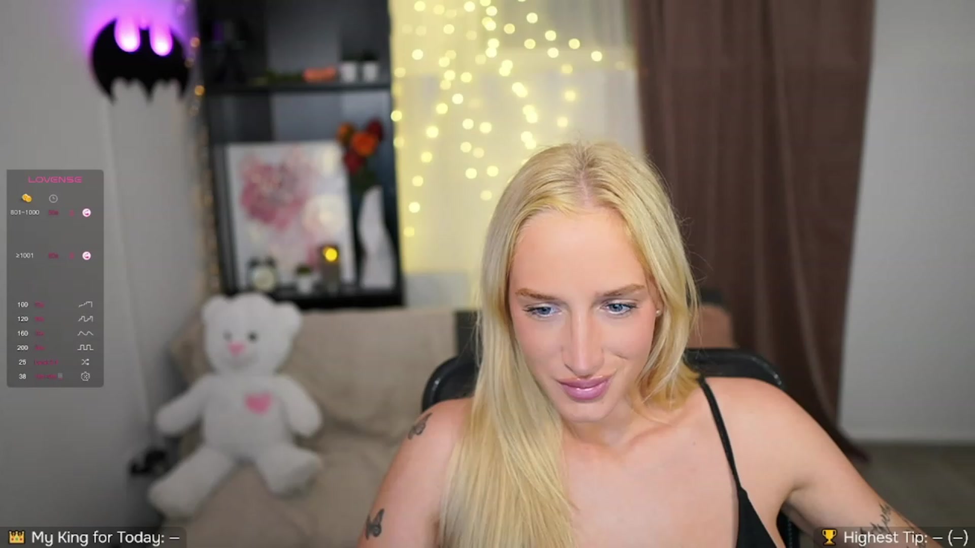 Gallery image thumbnail from NicoletteShea's myfreecams stream on, 10/04/2023, 14:26 image 9 of 20
