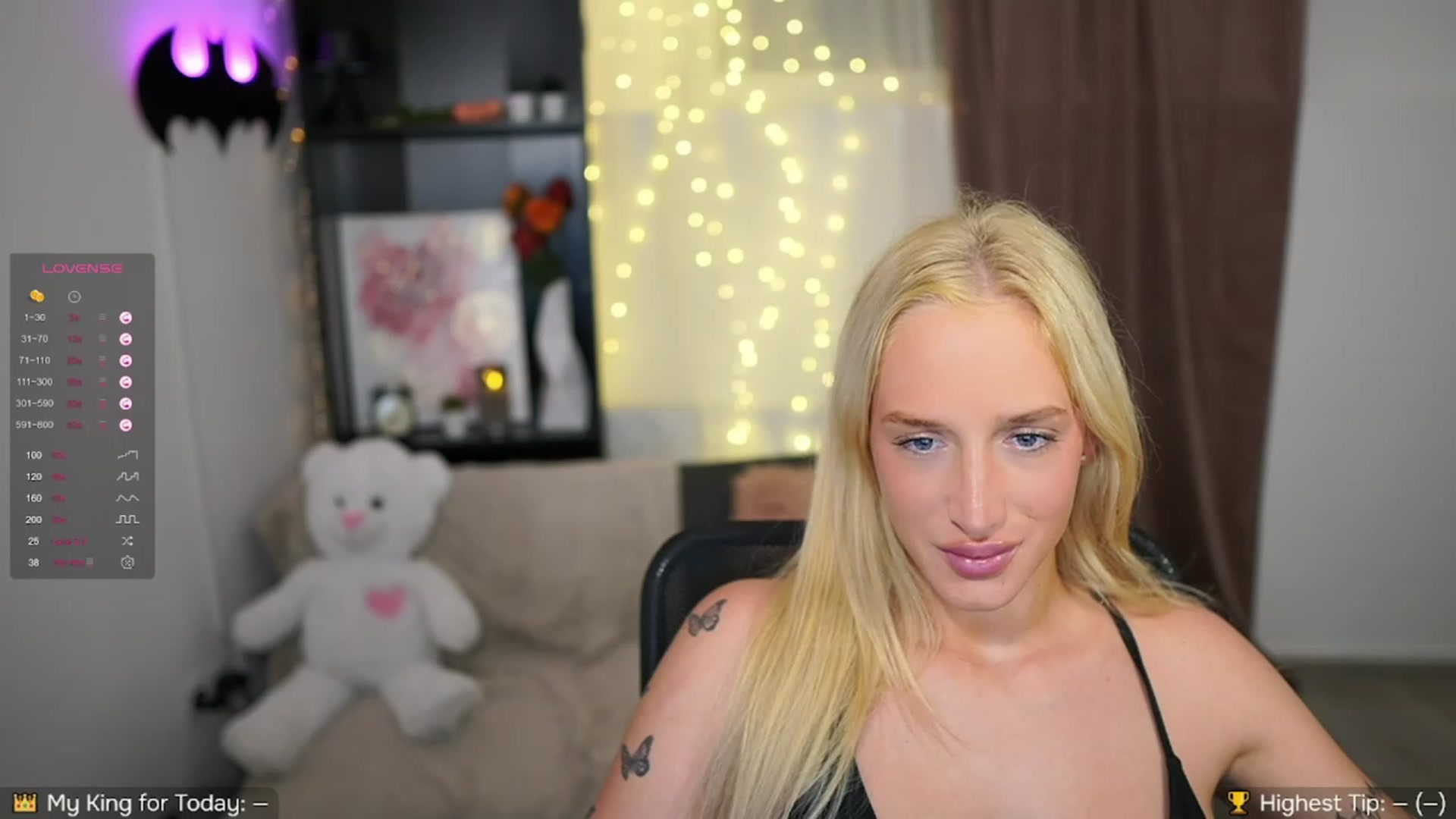Gallery image thumbnail from NicoletteShea's myfreecams stream on, 10/04/2023, 14:26 image 12 of 20