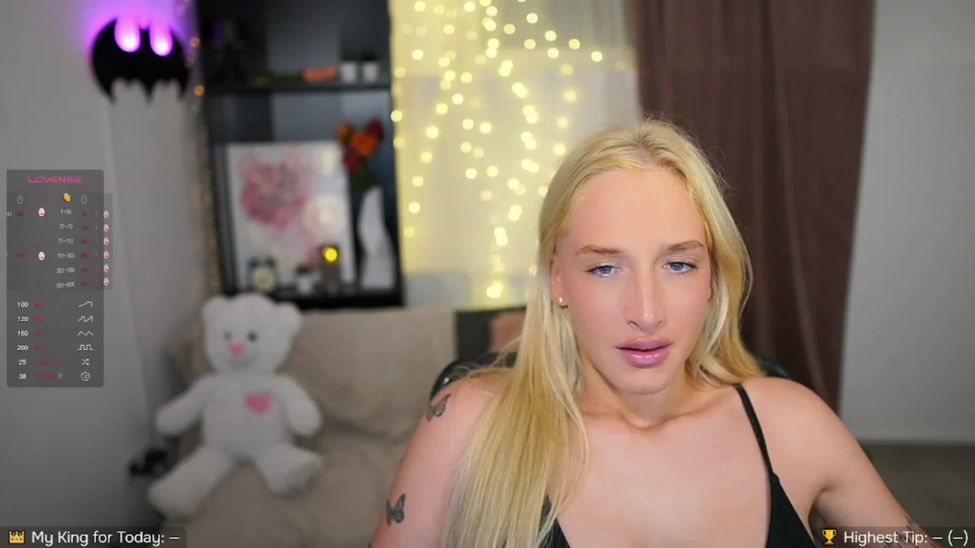 Gallery image thumbnail from NicoletteShea's myfreecams stream on, 10/04/2023, 14:26 image 5 of 20
