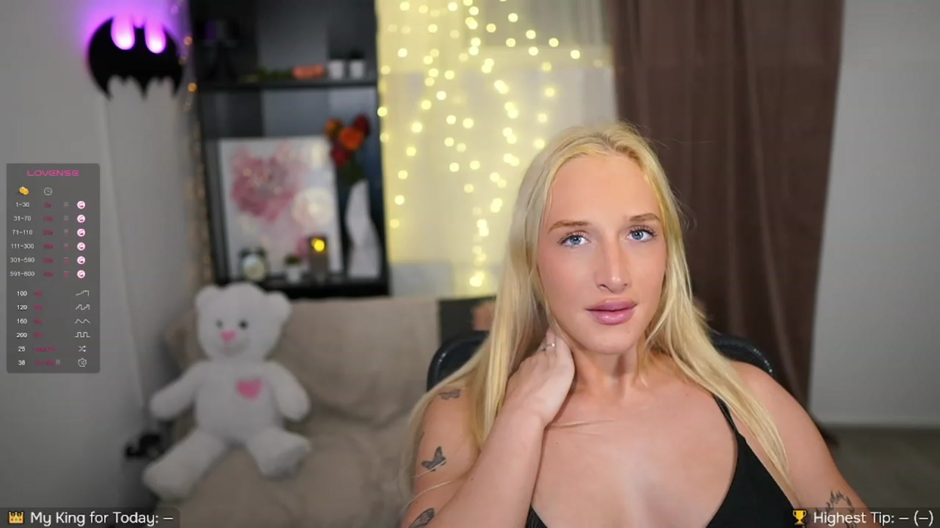 Gallery image thumbnail from NicoletteShea's myfreecams stream on, 10/04/2023, 14:26 image 18 of 20