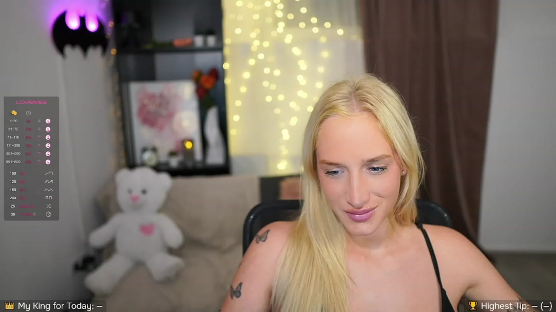 Gallery image thumbnail from NicoletteShea's myfreecams stream on, 10/04/2023, 14:26 image 8 of 20