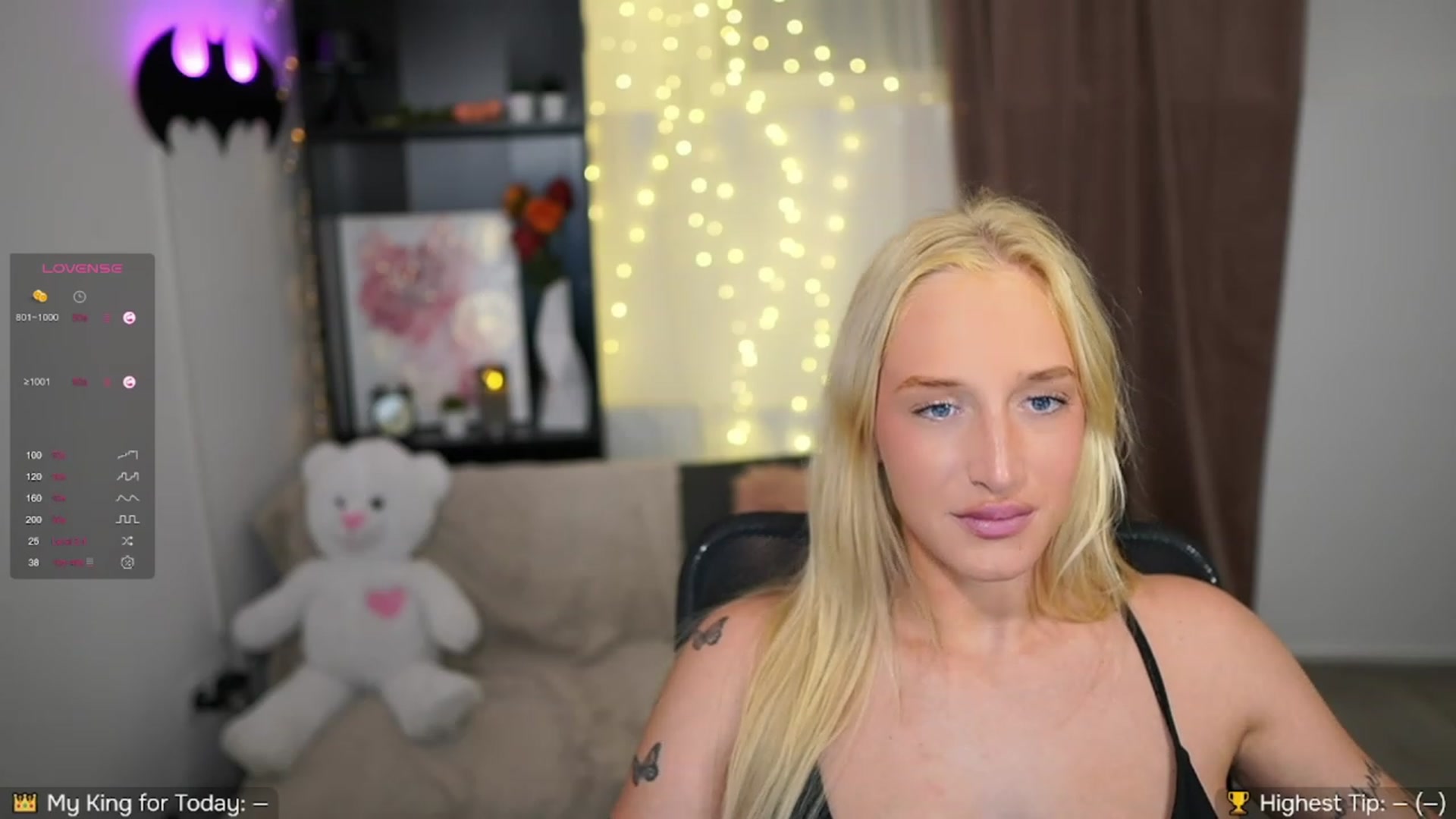 Gallery image thumbnail from NicoletteShea's myfreecams stream on, 10/04/2023, 14:26 image 19 of 20