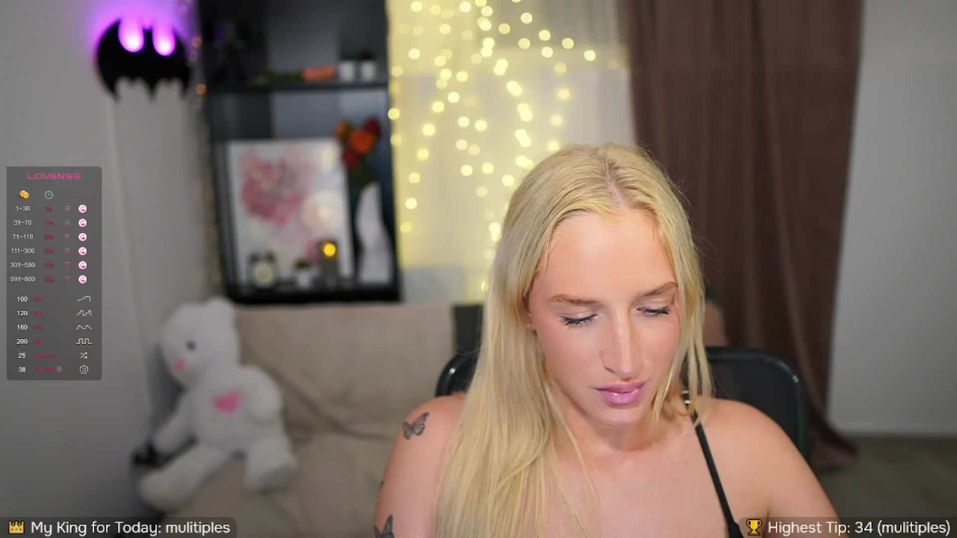 Gallery image thumbnail from NicoletteShea's myfreecams stream on, 10/04/2023, 16:51 image 14 of 20