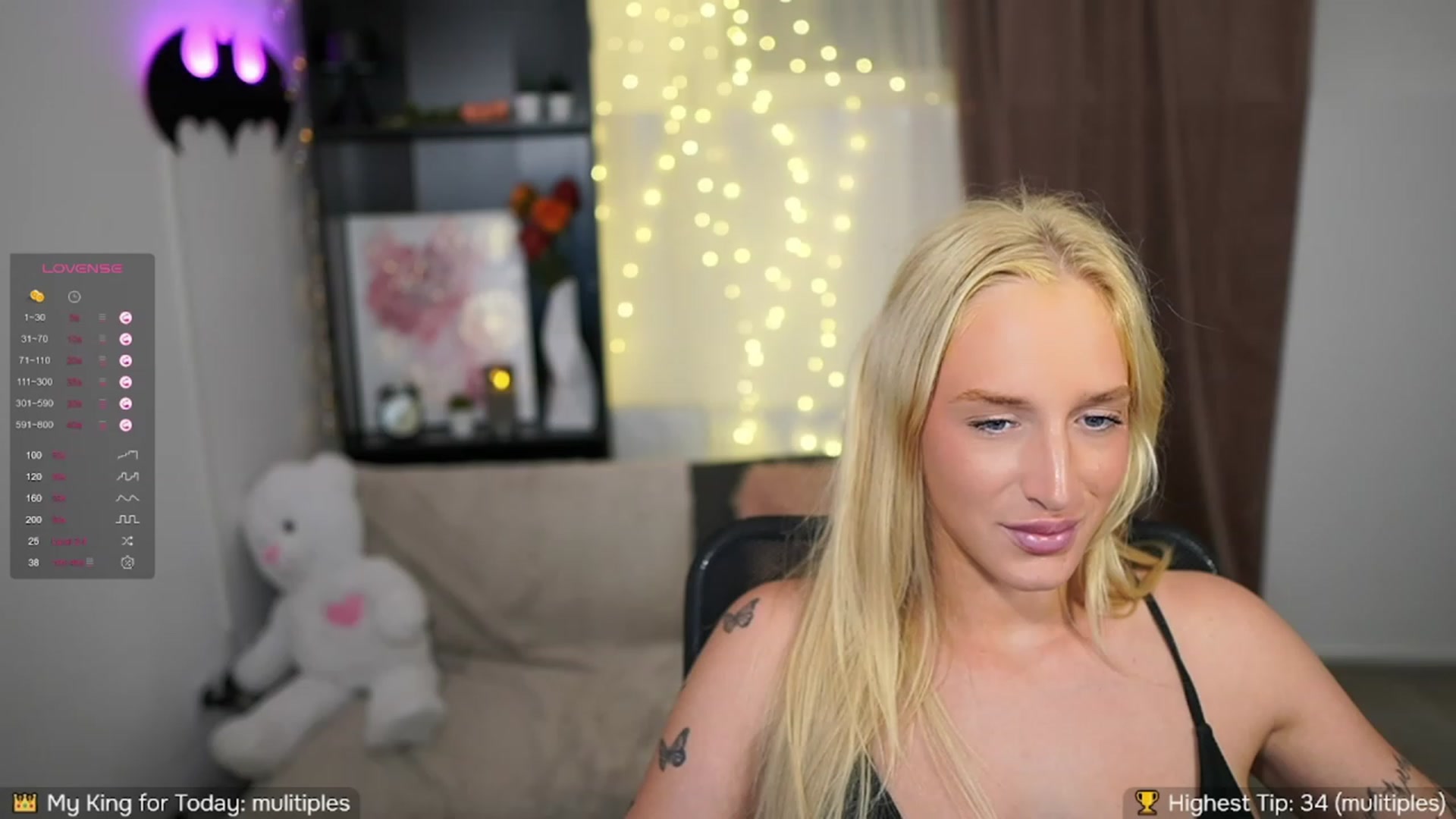 Gallery image thumbnail from NicoletteShea's myfreecams stream on, 10/04/2023, 16:51 image 17 of 20