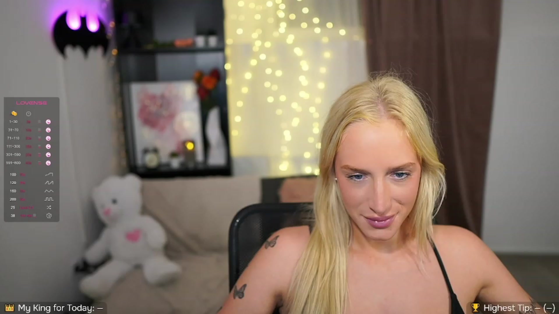 Gallery image thumbnail from NicoletteShea's myfreecams stream on, 10/04/2023, 16:51 image 2 of 20