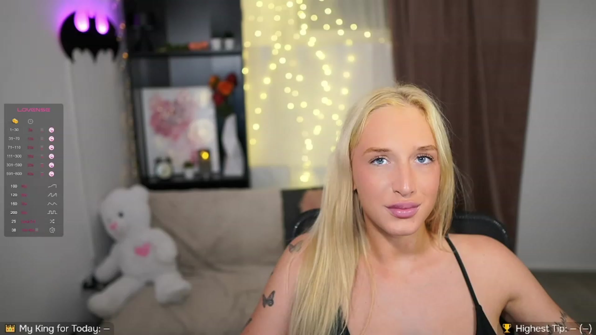 Gallery image thumbnail from NicoletteShea's myfreecams stream on, 10/04/2023, 16:51 image 7 of 20