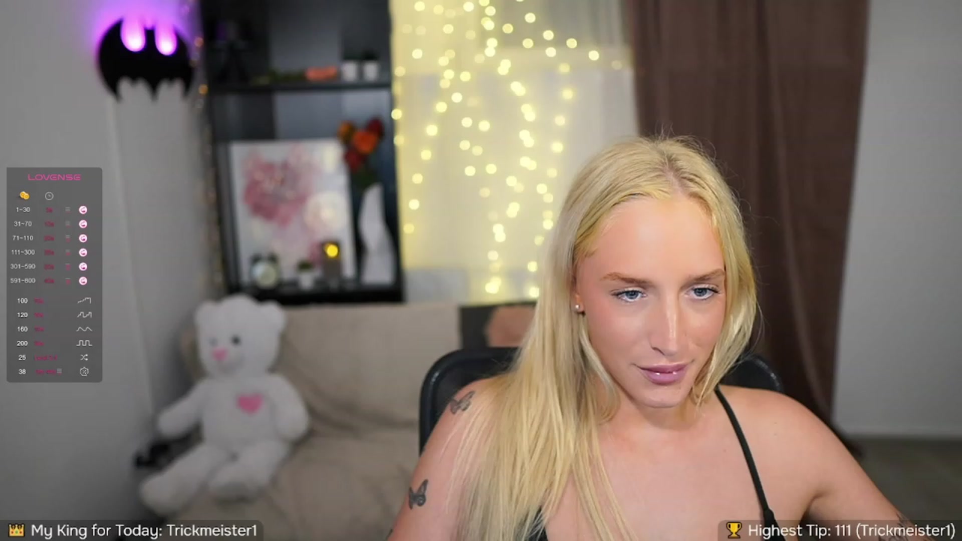 Gallery image thumbnail from NicoletteShea's myfreecams stream on, 10/04/2023, 17:35 image 14 of 20