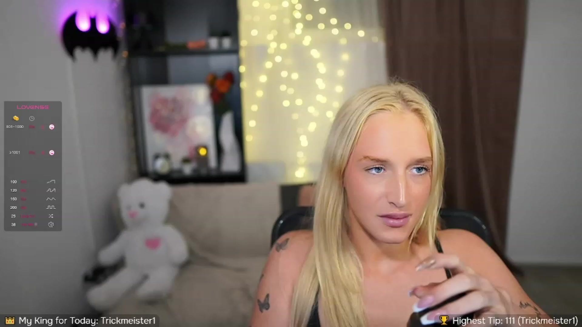 Gallery image thumbnail from NicoletteShea's myfreecams stream on, 10/04/2023, 18:51 image 20 of 20