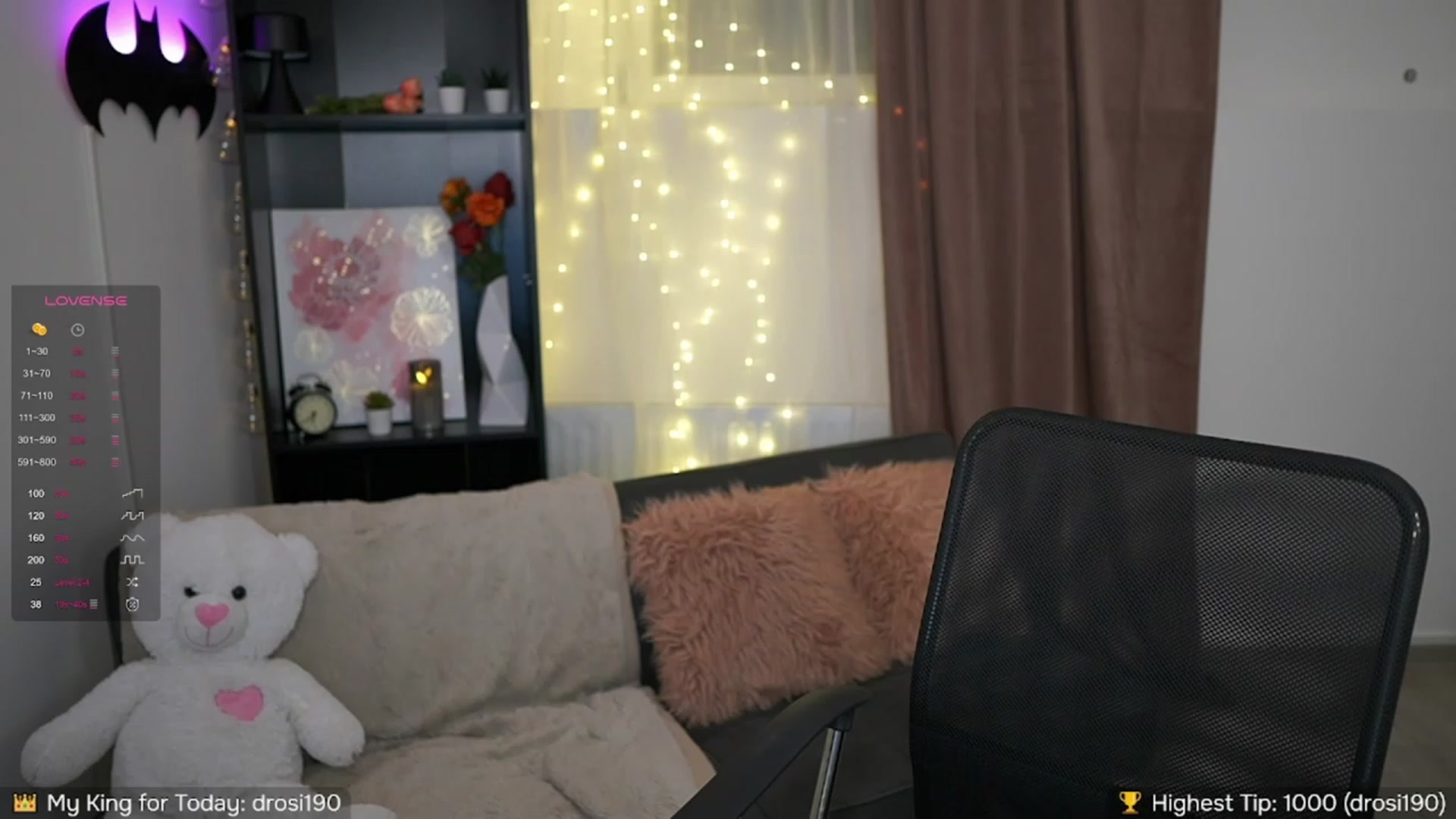 Gallery image thumbnail from NicoletteShea's myfreecams stream on, 10/08/2023, 20:45 image 14 of 20