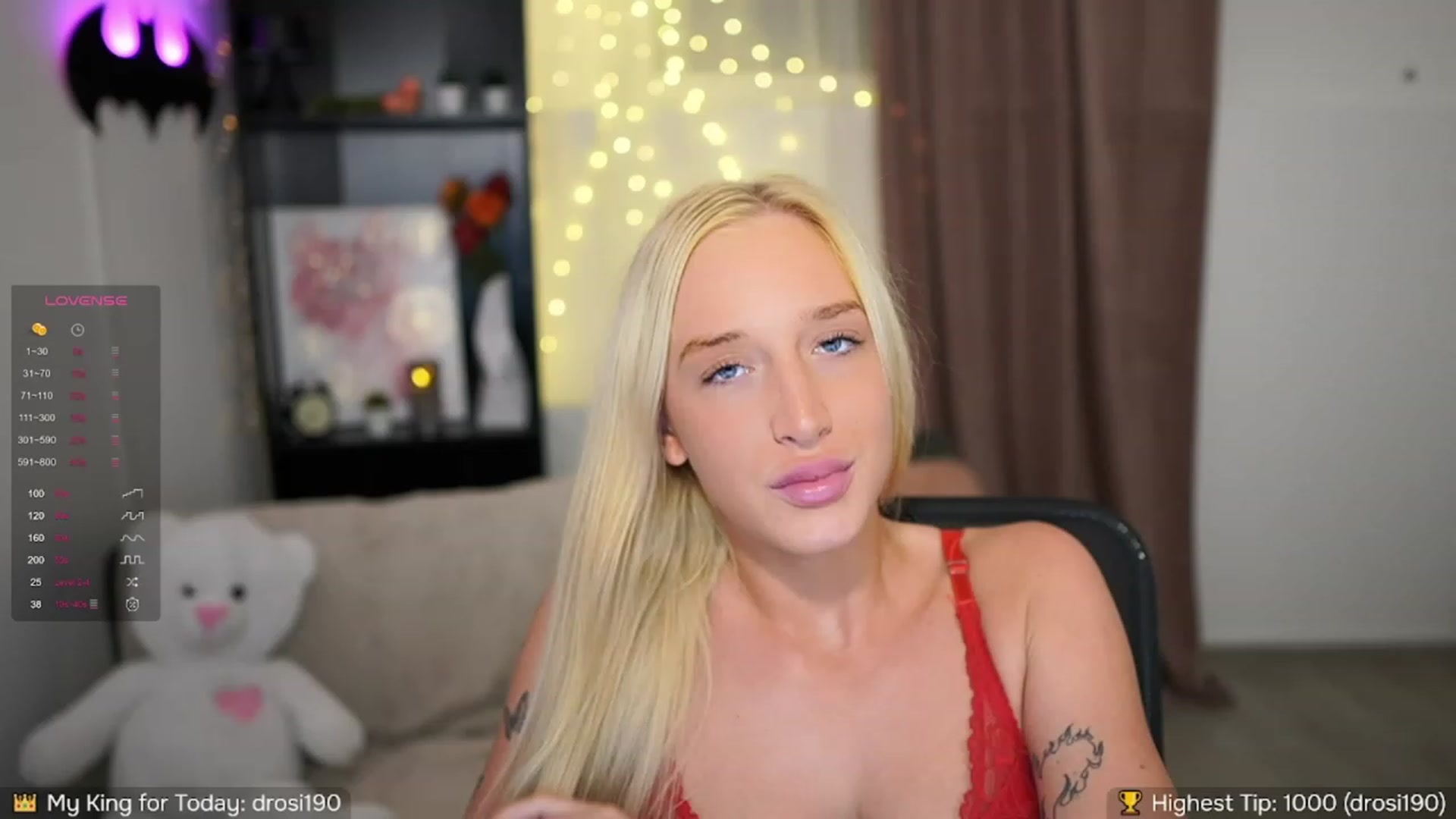 Gallery image thumbnail from NicoletteShea's myfreecams stream on, 10/08/2023, 20:45 image 15 of 20