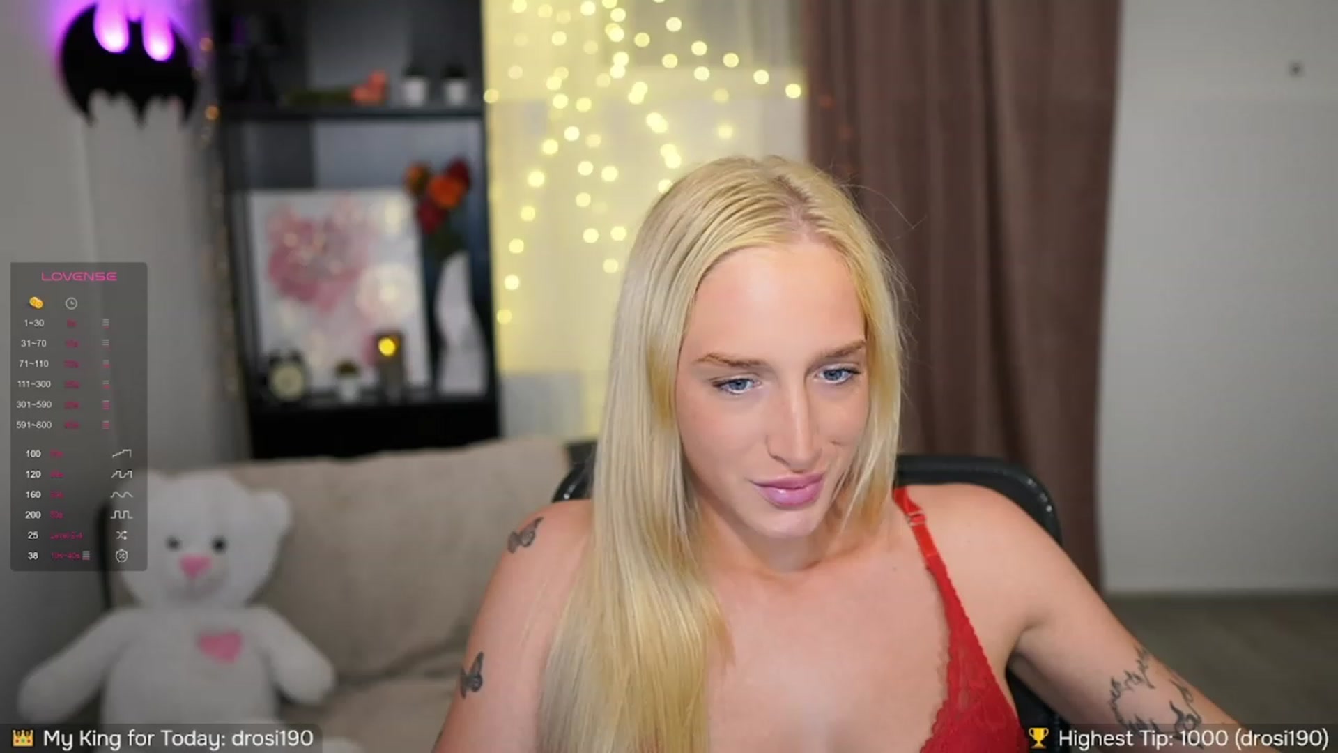 Gallery image thumbnail from NicoletteShea's myfreecams stream on, 10/08/2023, 20:45 image 16 of 20