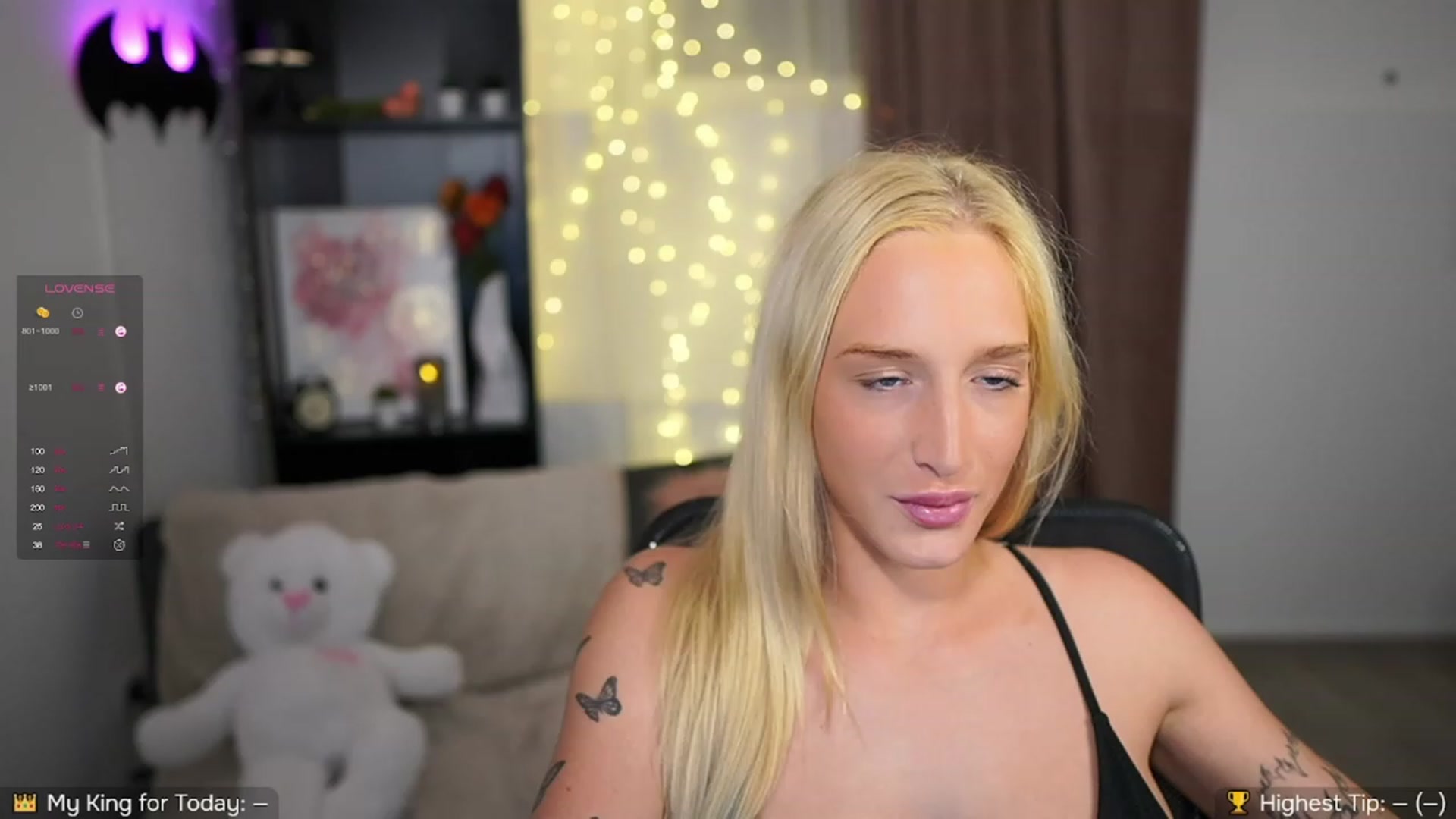 Gallery image thumbnail from NicoletteShea's myfreecams stream on, 10/09/2023, 20:27 image 4 of 20