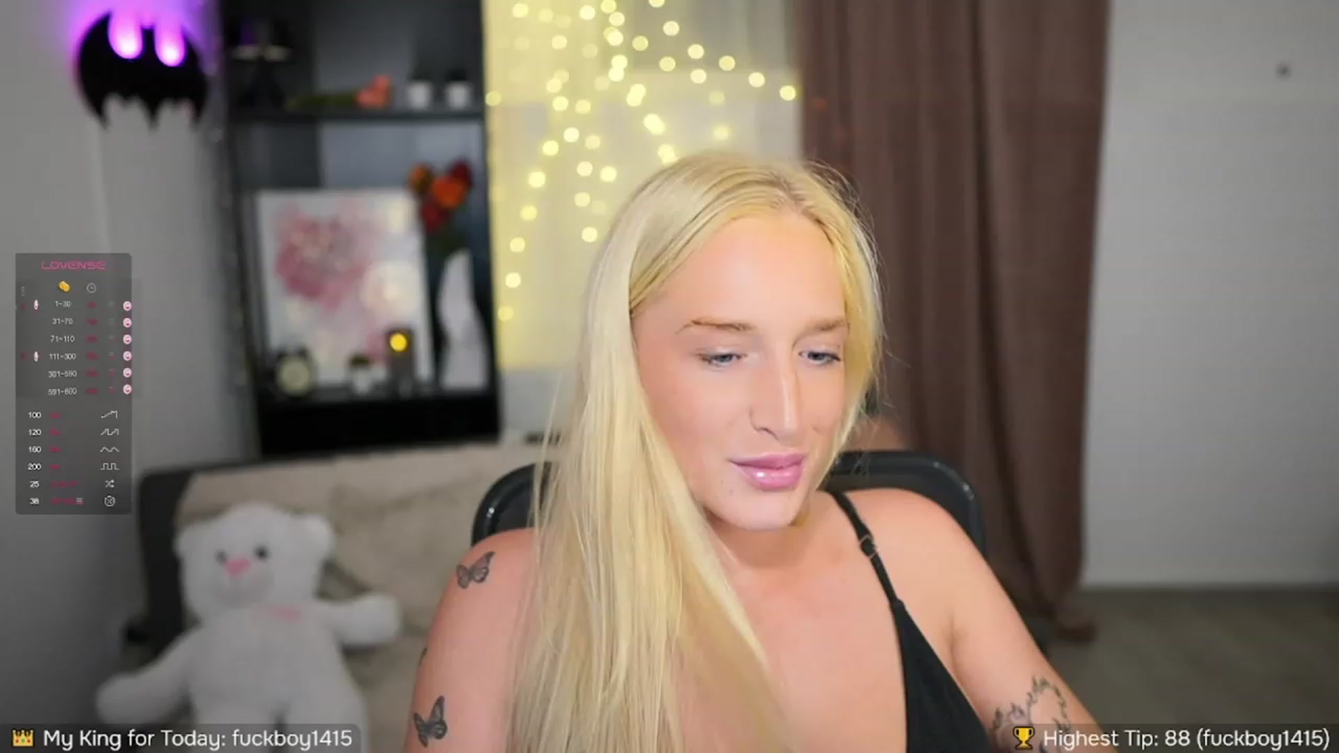 Gallery image thumbnail from NicoletteShea's myfreecams stream on, 10/09/2023, 23:20 image 5 of 20