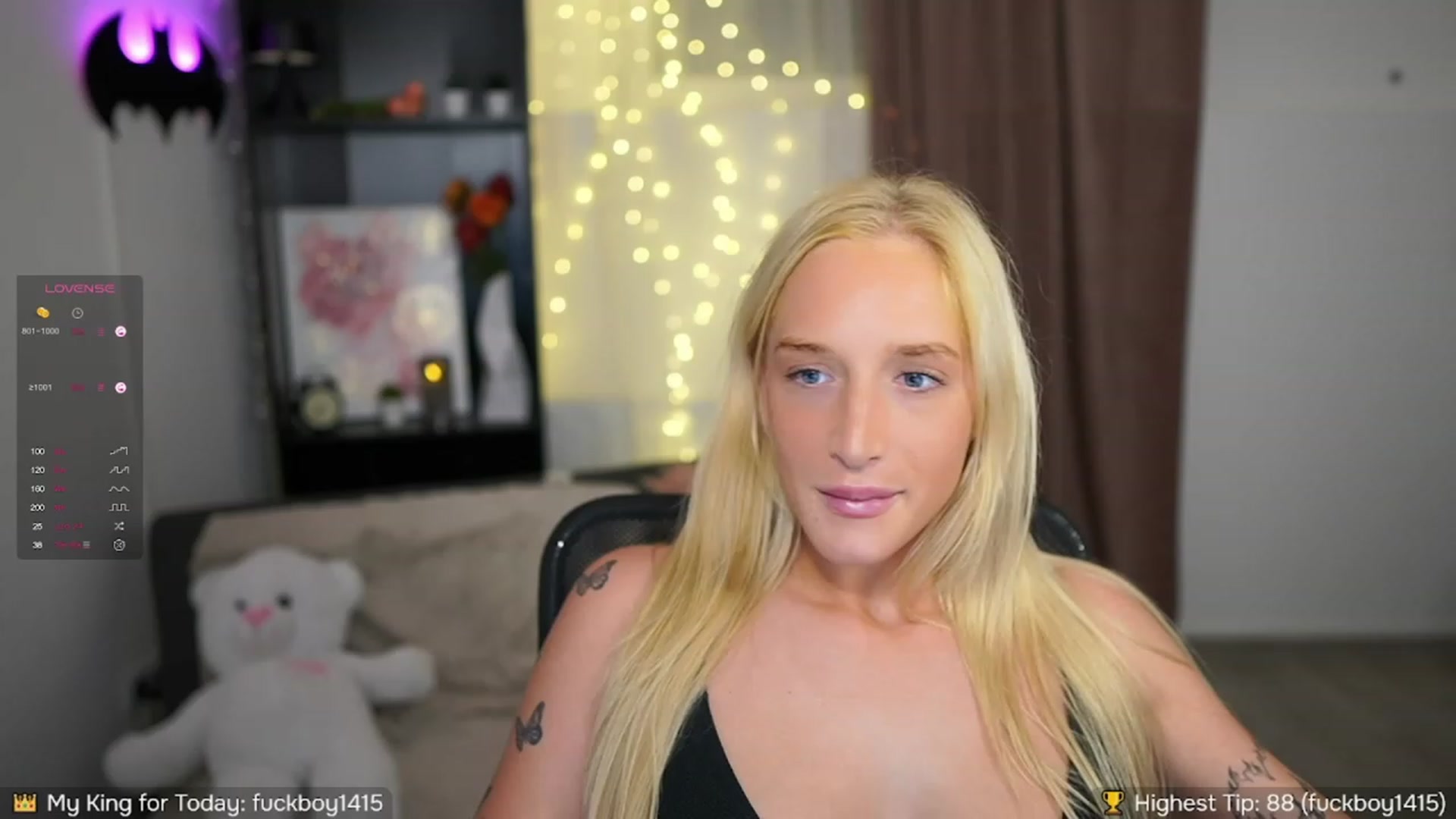 Gallery image thumbnail from NicoletteShea's myfreecams stream on, 10/09/2023, 23:20 image 14 of 20