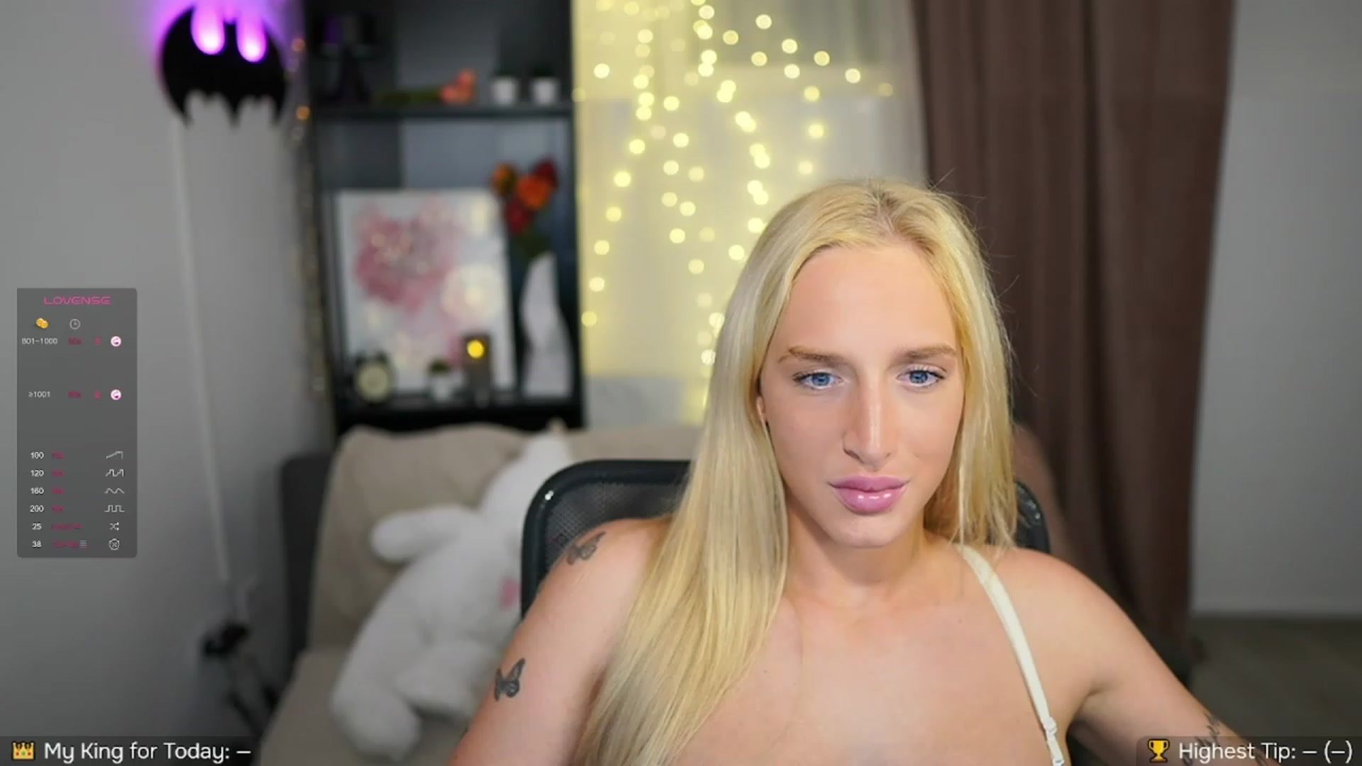 Gallery image thumbnail from NicoletteShea's myfreecams stream on, 10/12/2023, 18:59 image 17 of 20