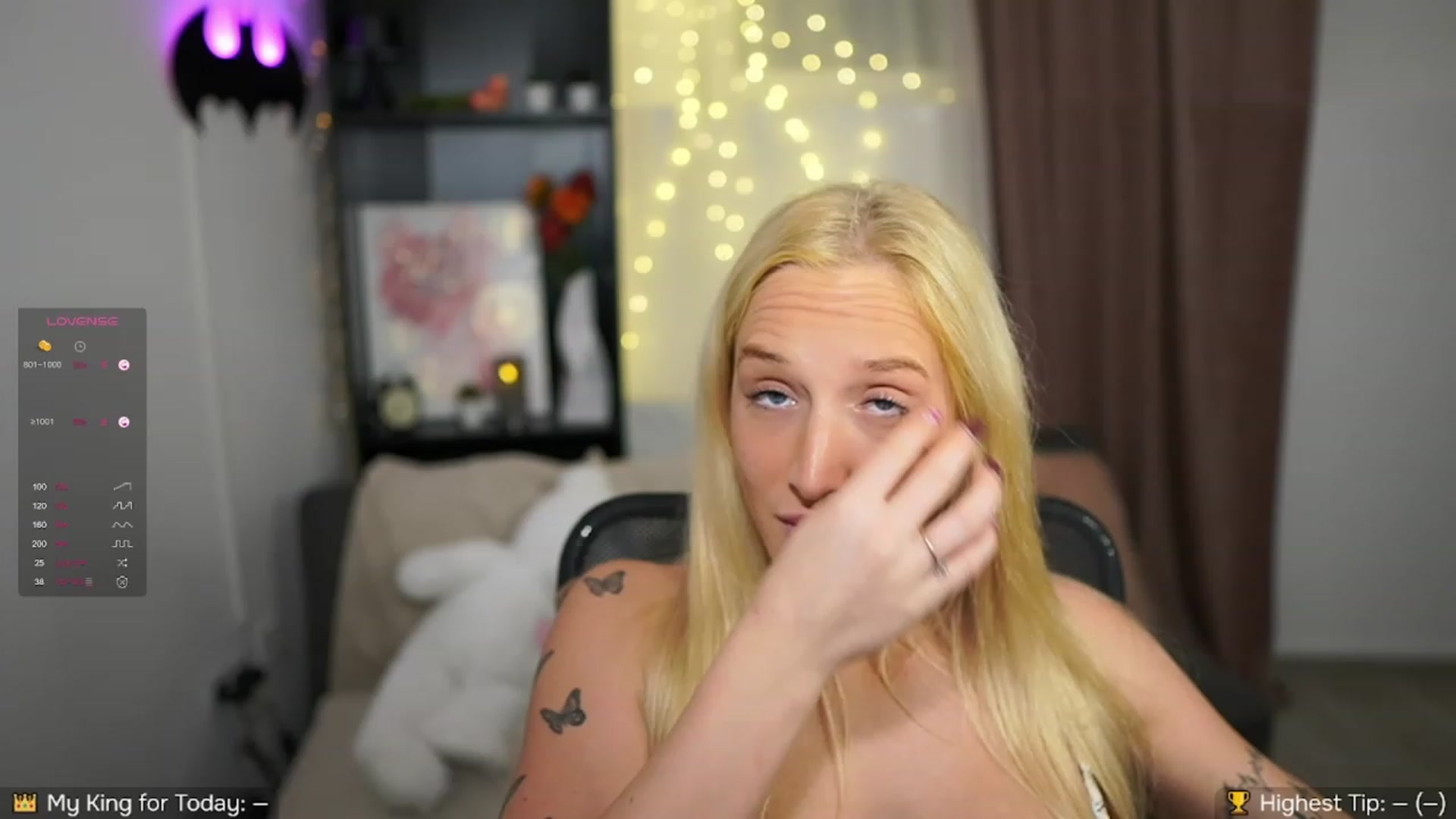 Gallery image thumbnail from NicoletteShea's myfreecams stream on, 10/12/2023, 18:59 image 11 of 20