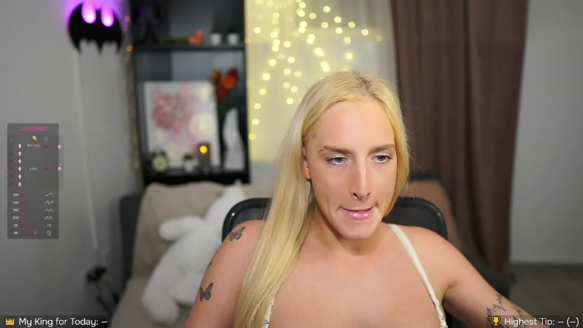 Gallery image thumbnail from NicoletteShea's myfreecams stream on, 10/12/2023, 18:59 image 7 of 20