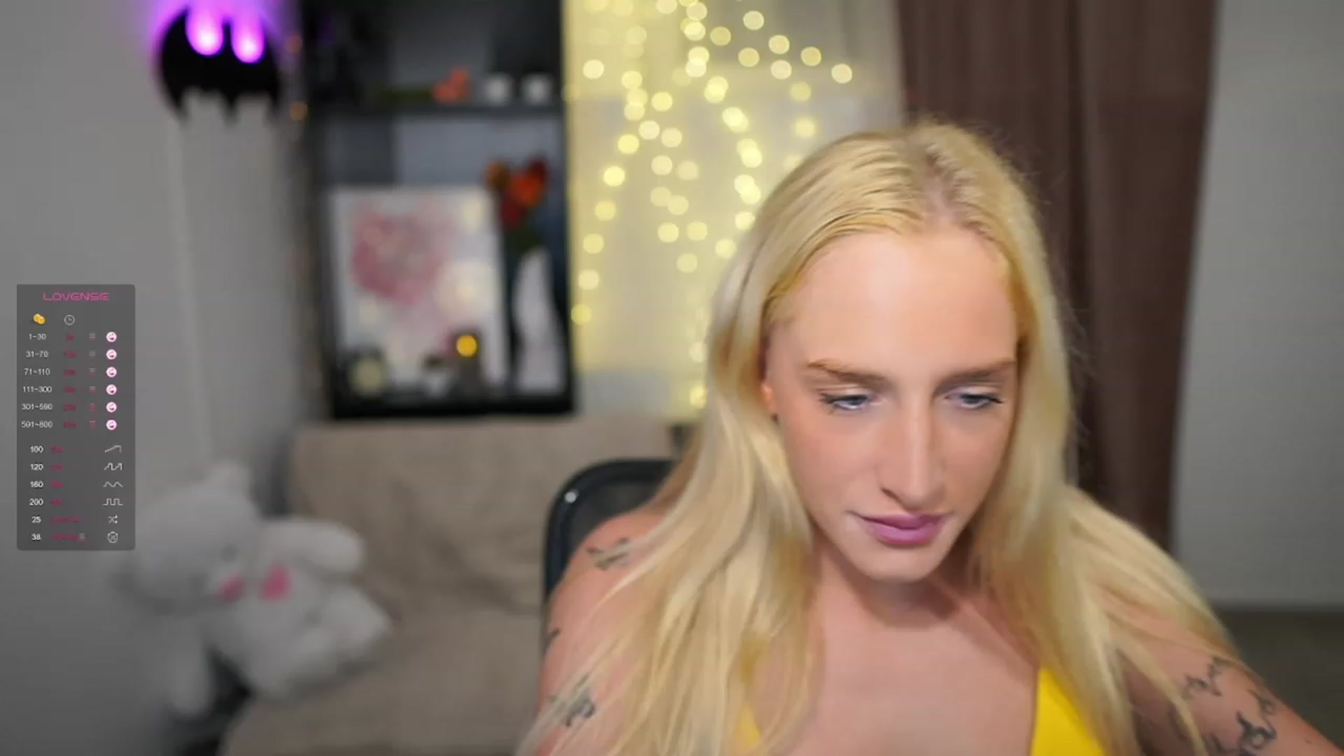 Gallery image thumbnail from NicoletteShea's myfreecams stream on, 10/13/2023, 18:48 image 5 of 20