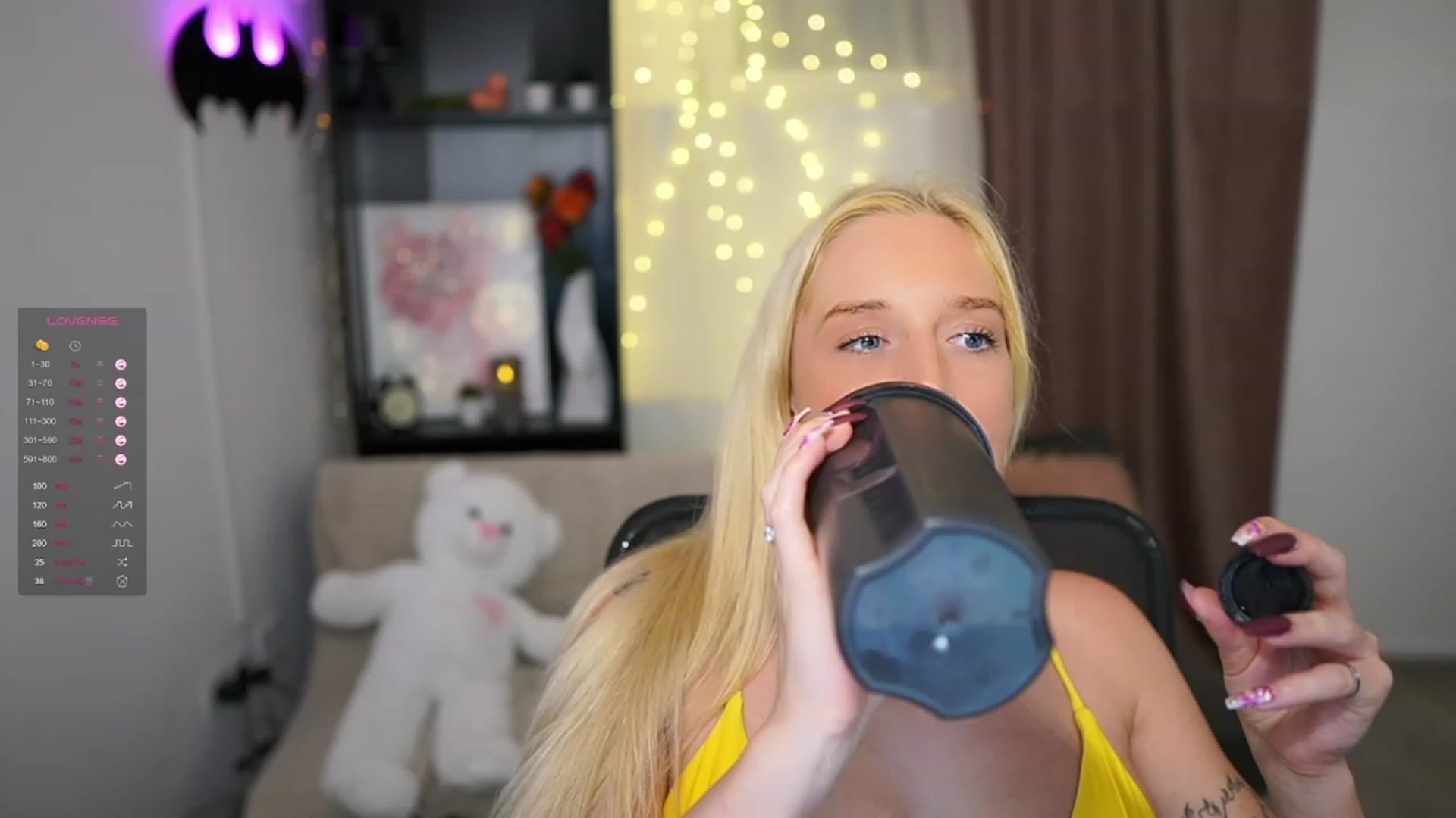 Gallery image thumbnail from NicoletteShea's myfreecams stream on, 10/13/2023, 19:21 image 13 of 20
