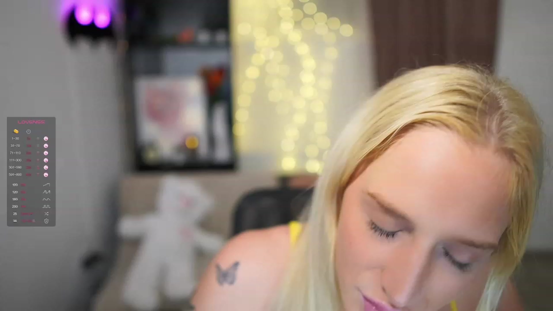Gallery image thumbnail from NicoletteShea's myfreecams stream on, 10/13/2023, 19:21 image 14 of 20