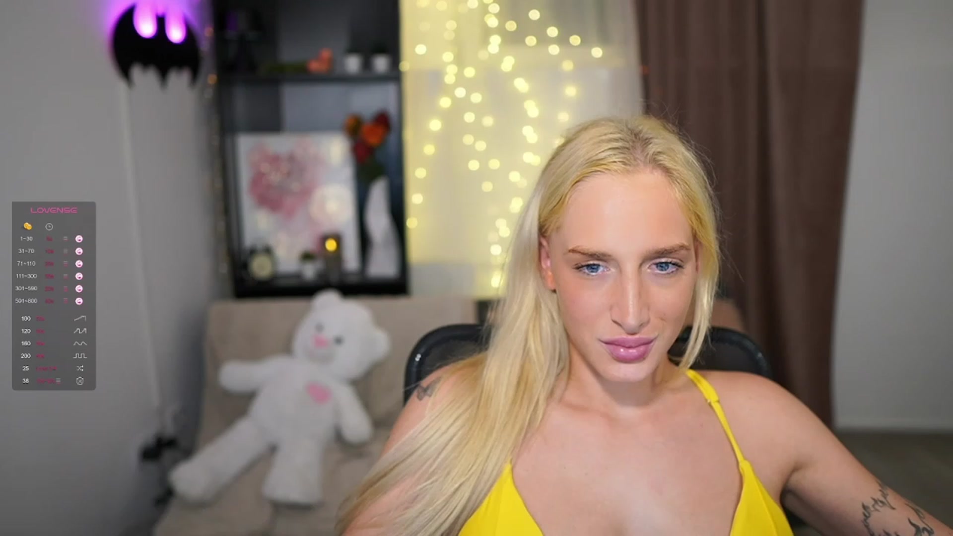Gallery image thumbnail from NicoletteShea's myfreecams stream on, 10/13/2023, 21:05 image 1 of 20