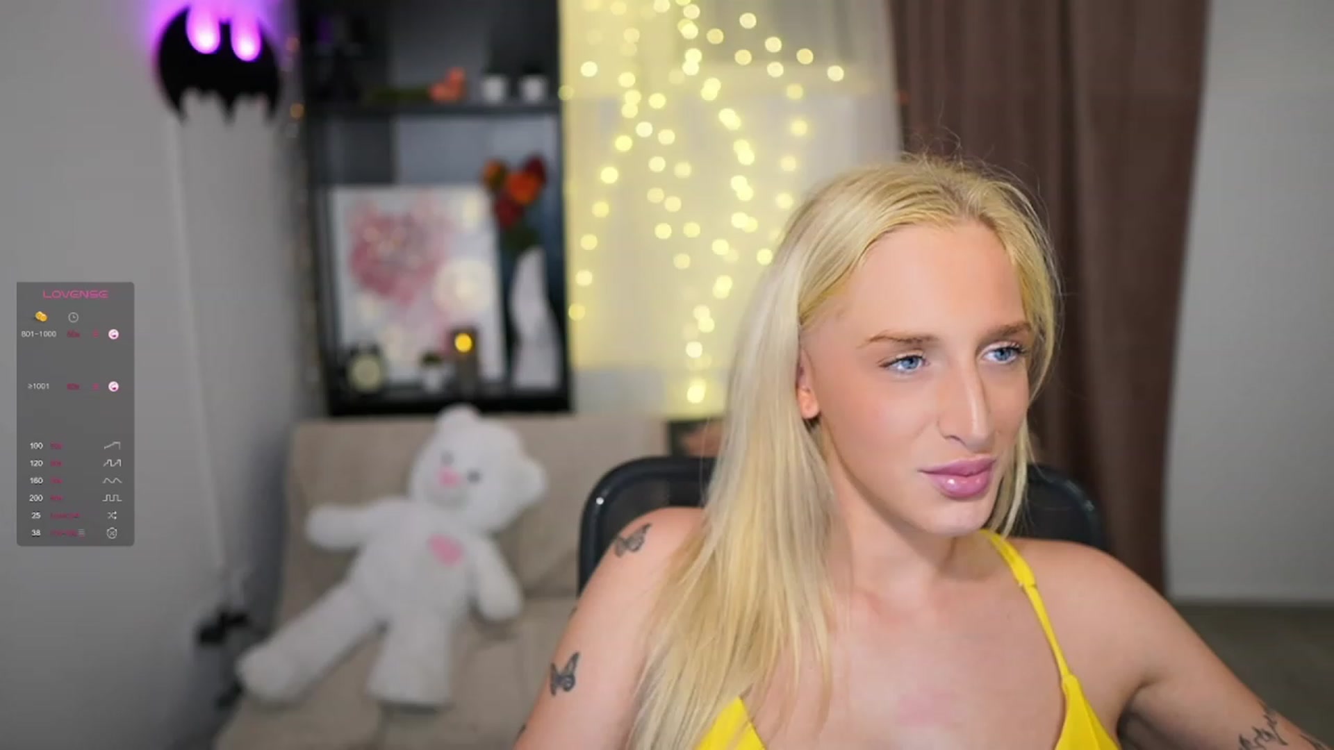 Gallery image thumbnail from NicoletteShea's myfreecams stream on, 10/13/2023, 21:05 image 7 of 20