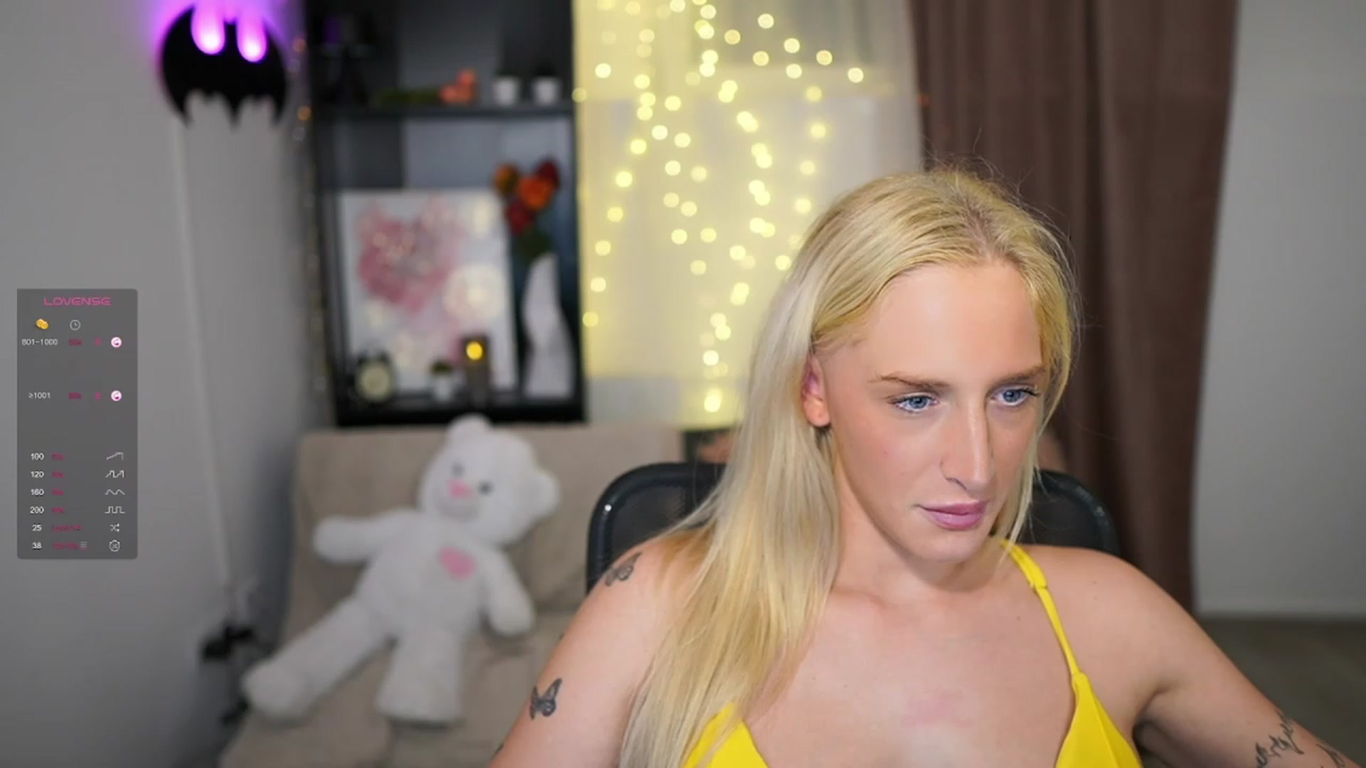 Gallery image thumbnail from NicoletteShea's myfreecams stream on, 10/13/2023, 21:05 image 8 of 20