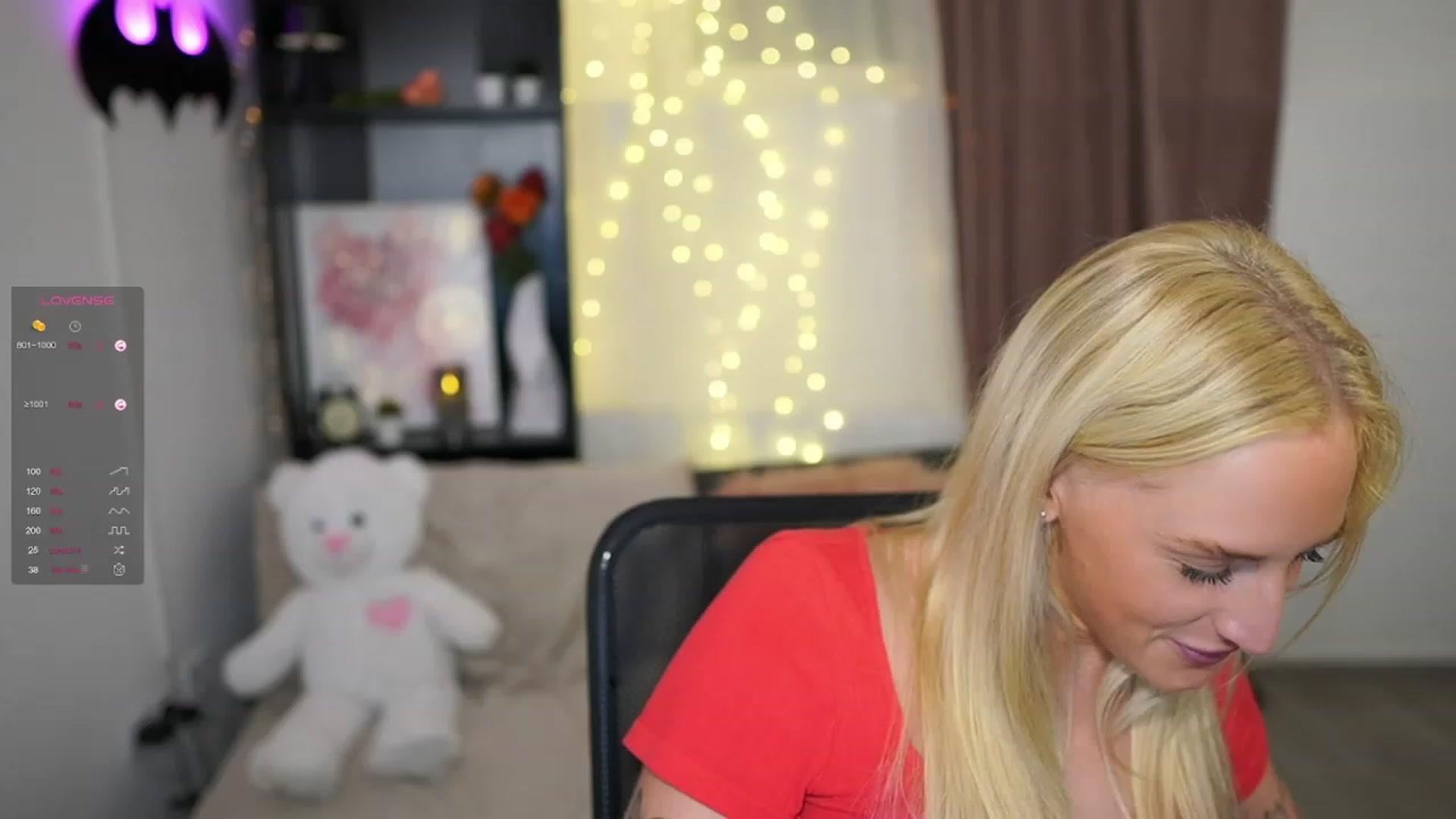 Gallery image thumbnail from NicoletteShea's myfreecams stream on, 10/16/2023, 14:19 image 5 of 20