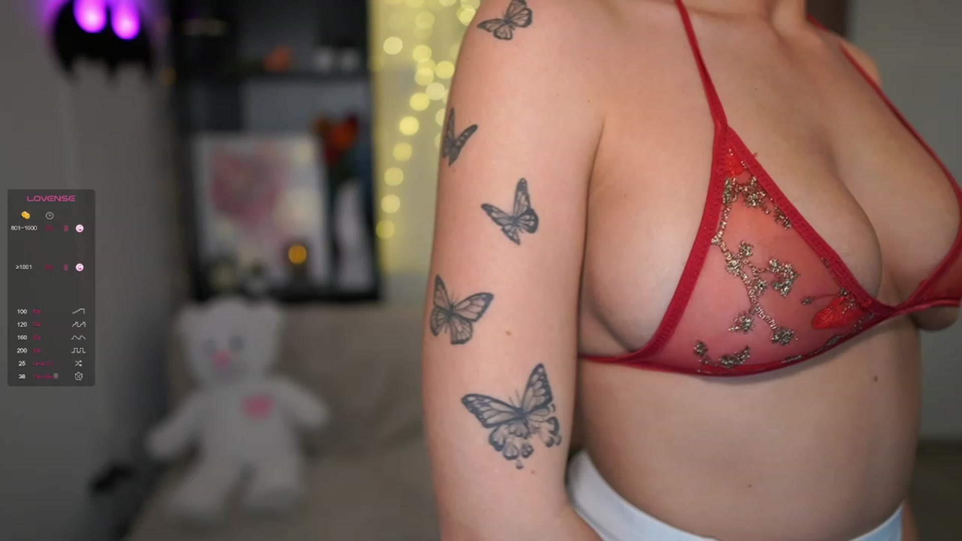 Gallery image thumbnail from NicoletteShea's myfreecams stream on, 10/16/2023, 14:19 image 16 of 20
