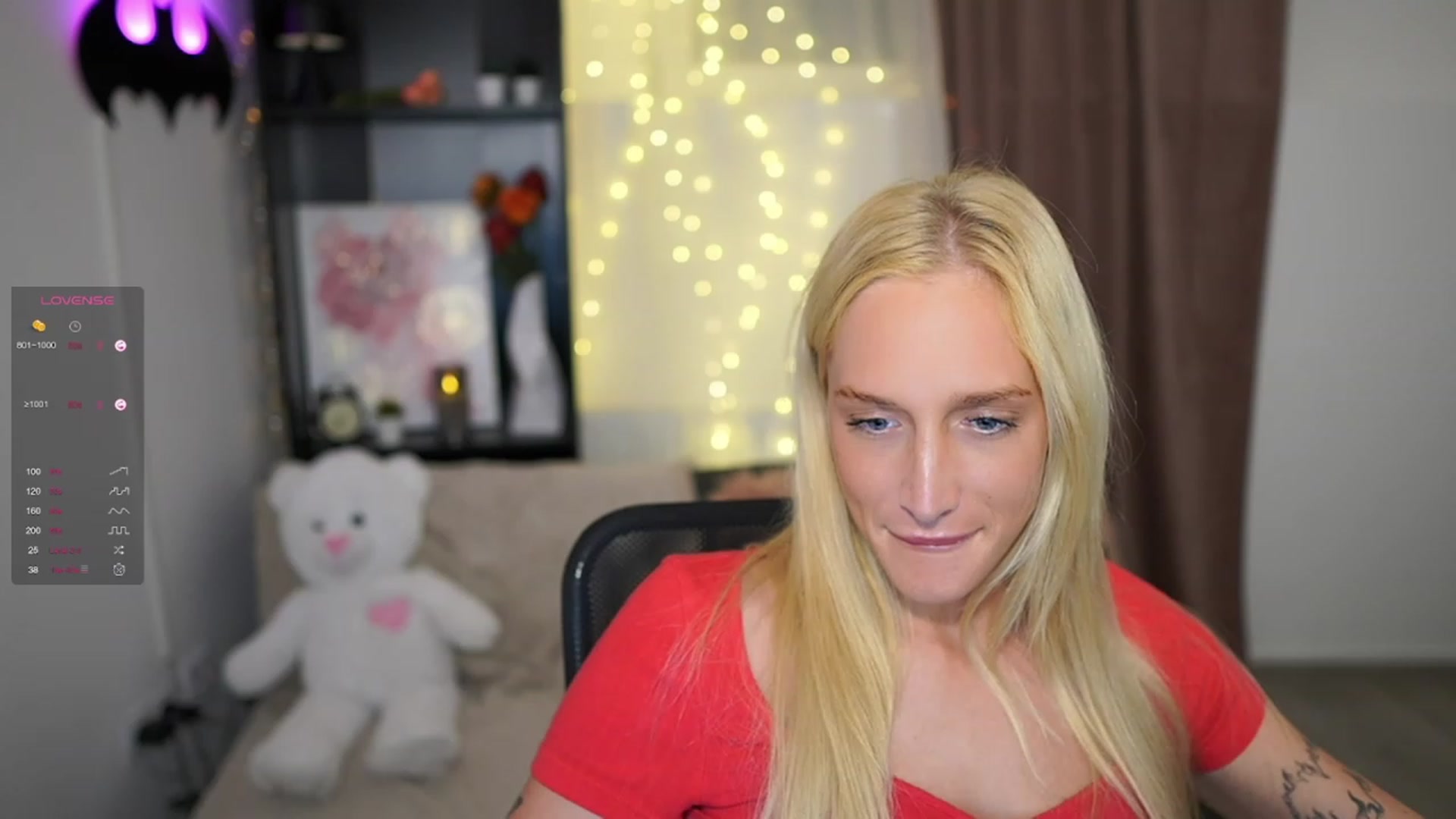 Gallery image thumbnail from NicoletteShea's myfreecams stream on, 10/16/2023, 14:19 image 3 of 20