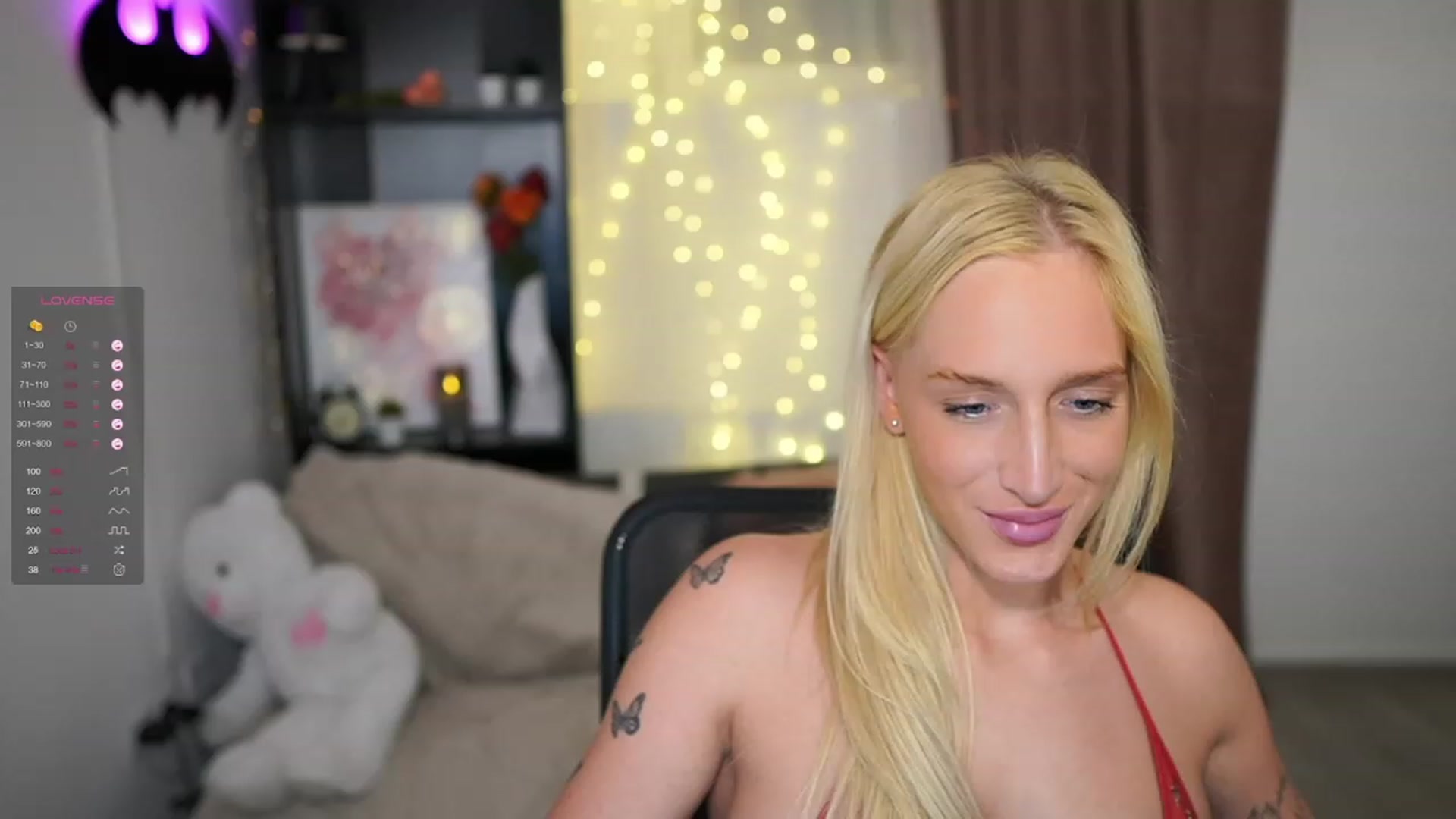 Gallery image thumbnail from NicoletteShea's myfreecams stream on, 10/16/2023, 14:49 image 2 of 20