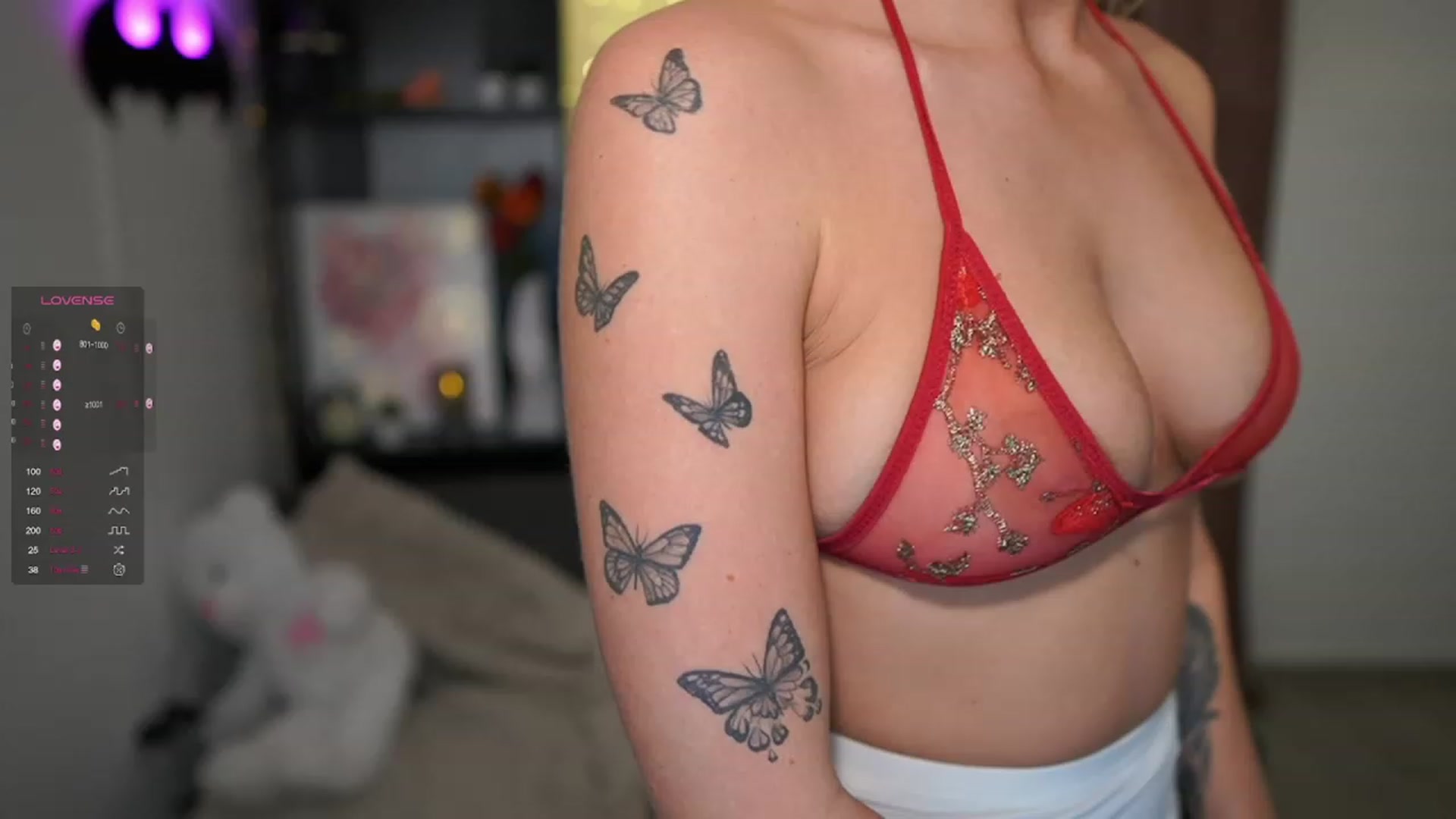 Gallery image thumbnail from NicoletteShea's myfreecams stream on, 10/16/2023, 15:40 image 9 of 20