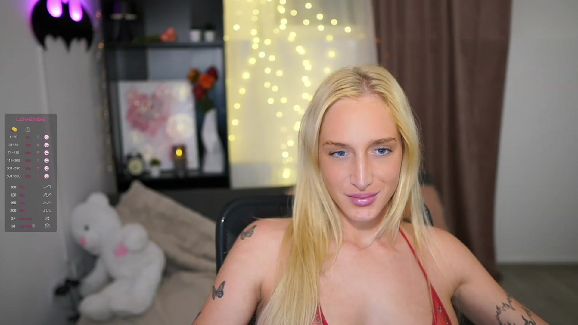 Gallery image thumbnail from NicoletteShea's myfreecams stream on, 10/16/2023, 15:40 image 1 of 20