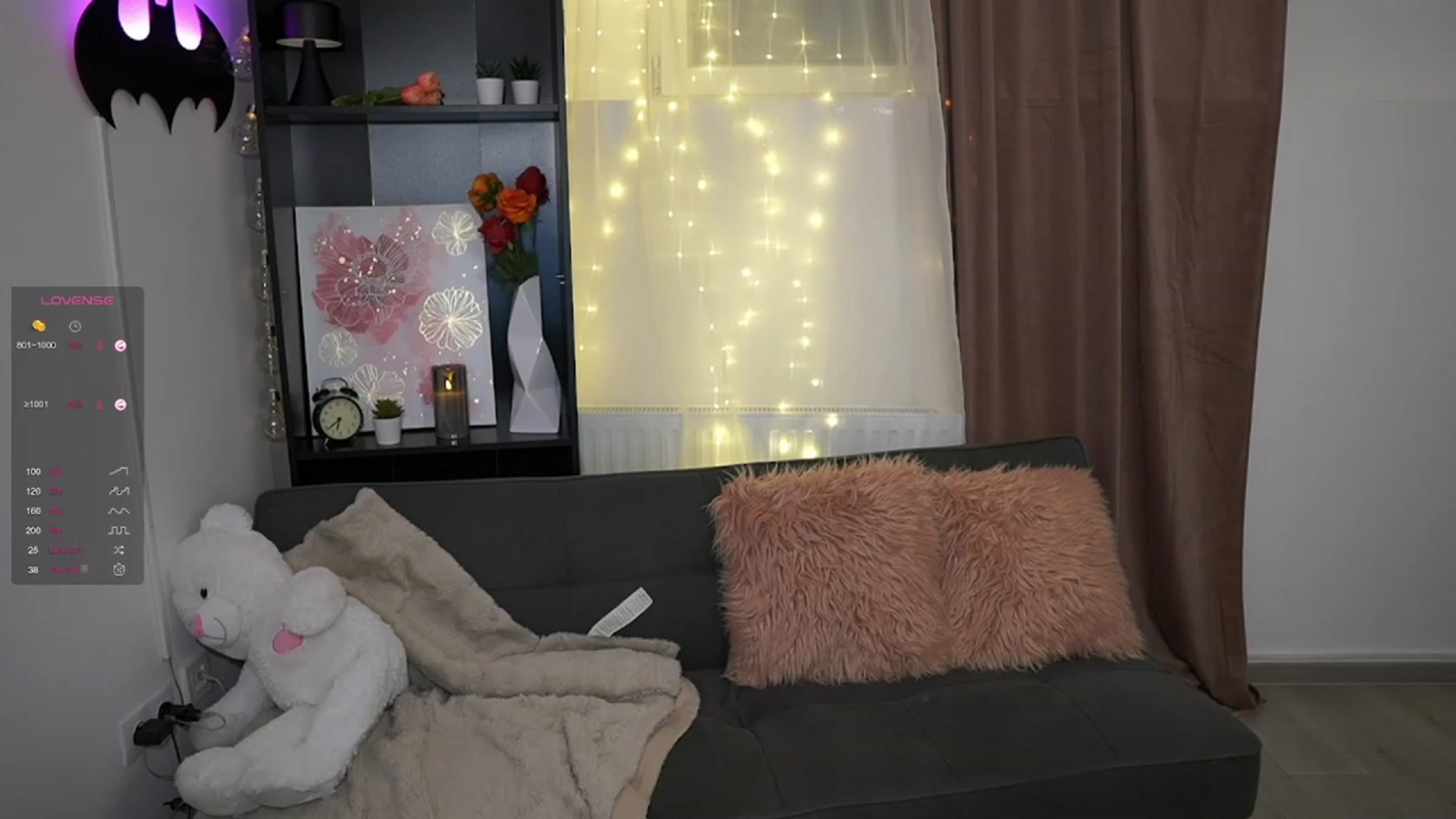 Gallery image thumbnail from NicoletteShea's myfreecams stream on, 10/16/2023, 17:15 image 2 of 20
