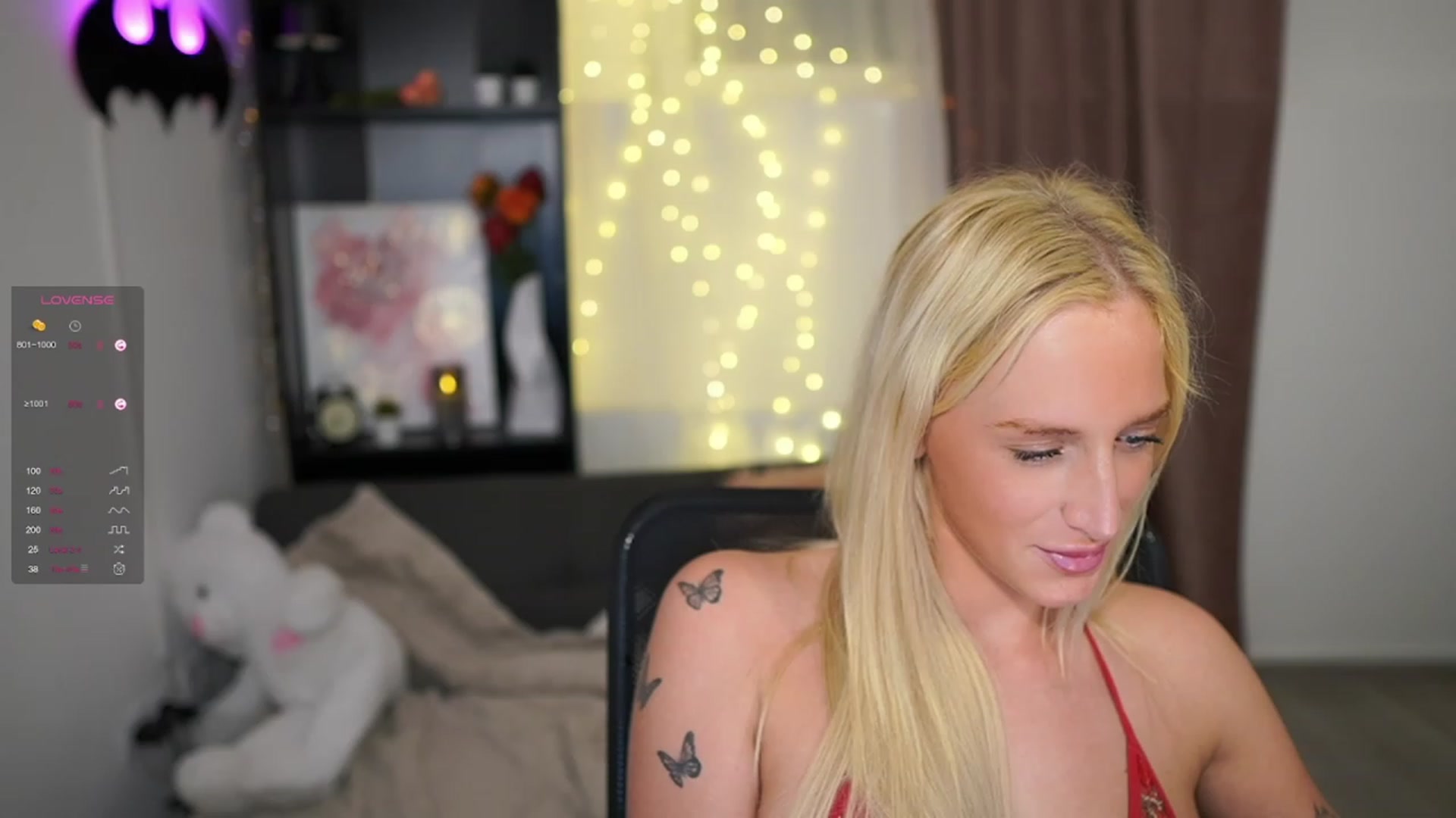 Gallery image thumbnail from NicoletteShea's myfreecams stream on, 10/16/2023, 17:15 image 18 of 20
