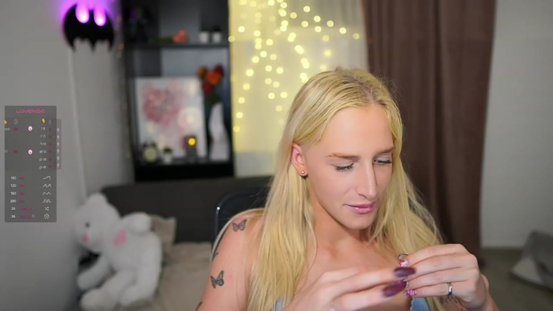 Gallery image thumbnail from NicoletteShea's myfreecams stream on, 10/18/2023, 23:16 image 12 of 20