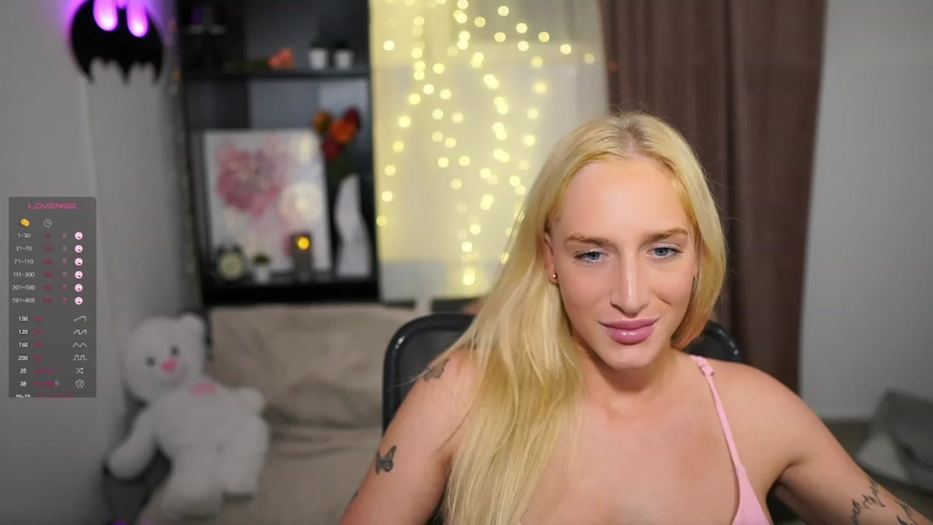 Gallery image thumbnail from NicoletteShea's myfreecams stream on, 10/20/2023, 22:05 image 1 of 20