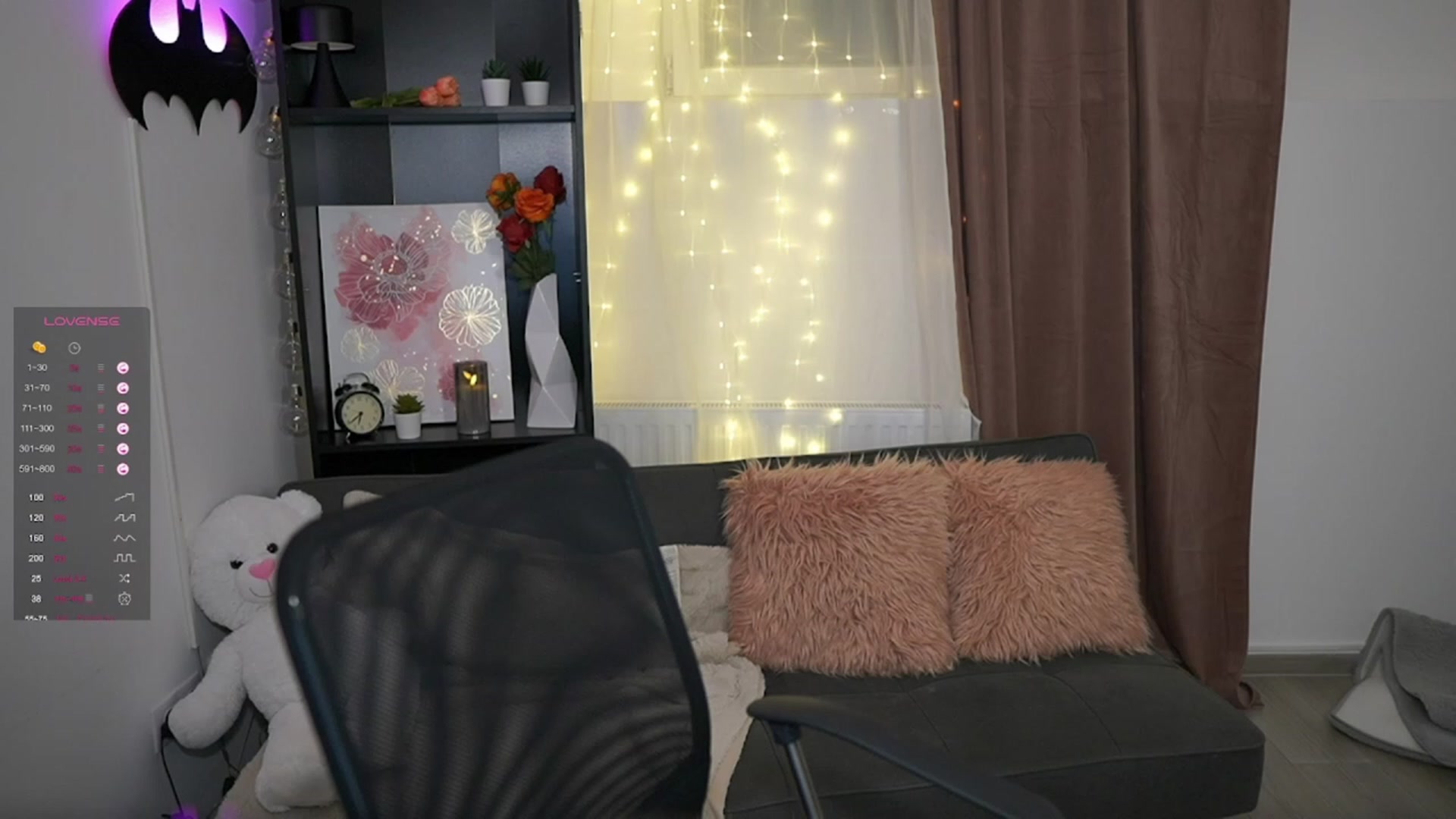 Gallery image thumbnail from NicoletteShea's myfreecams stream on, 10/20/2023, 22:05 image 9 of 20
